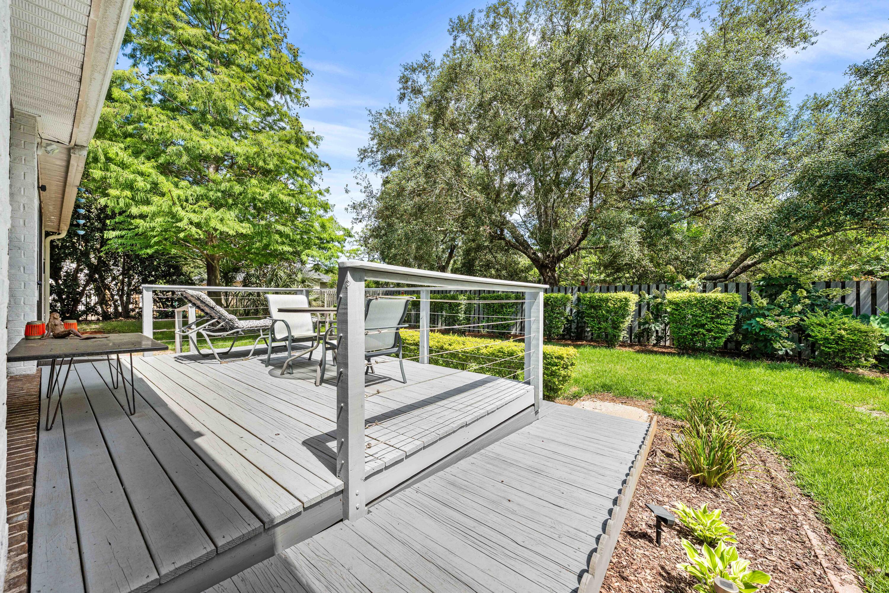 MUSSETT BAYOU ESTATES - Residential