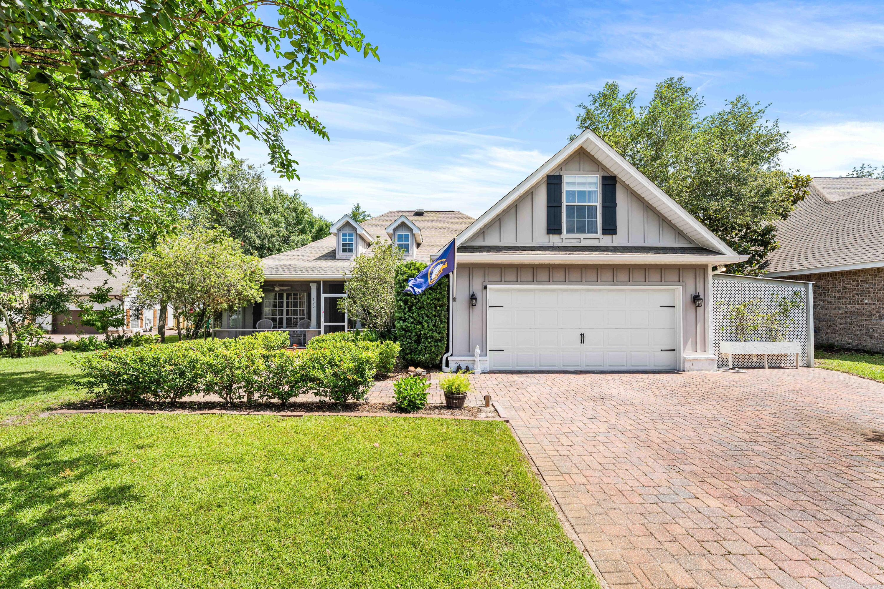 MUSSETT BAYOU ESTATES - Residential