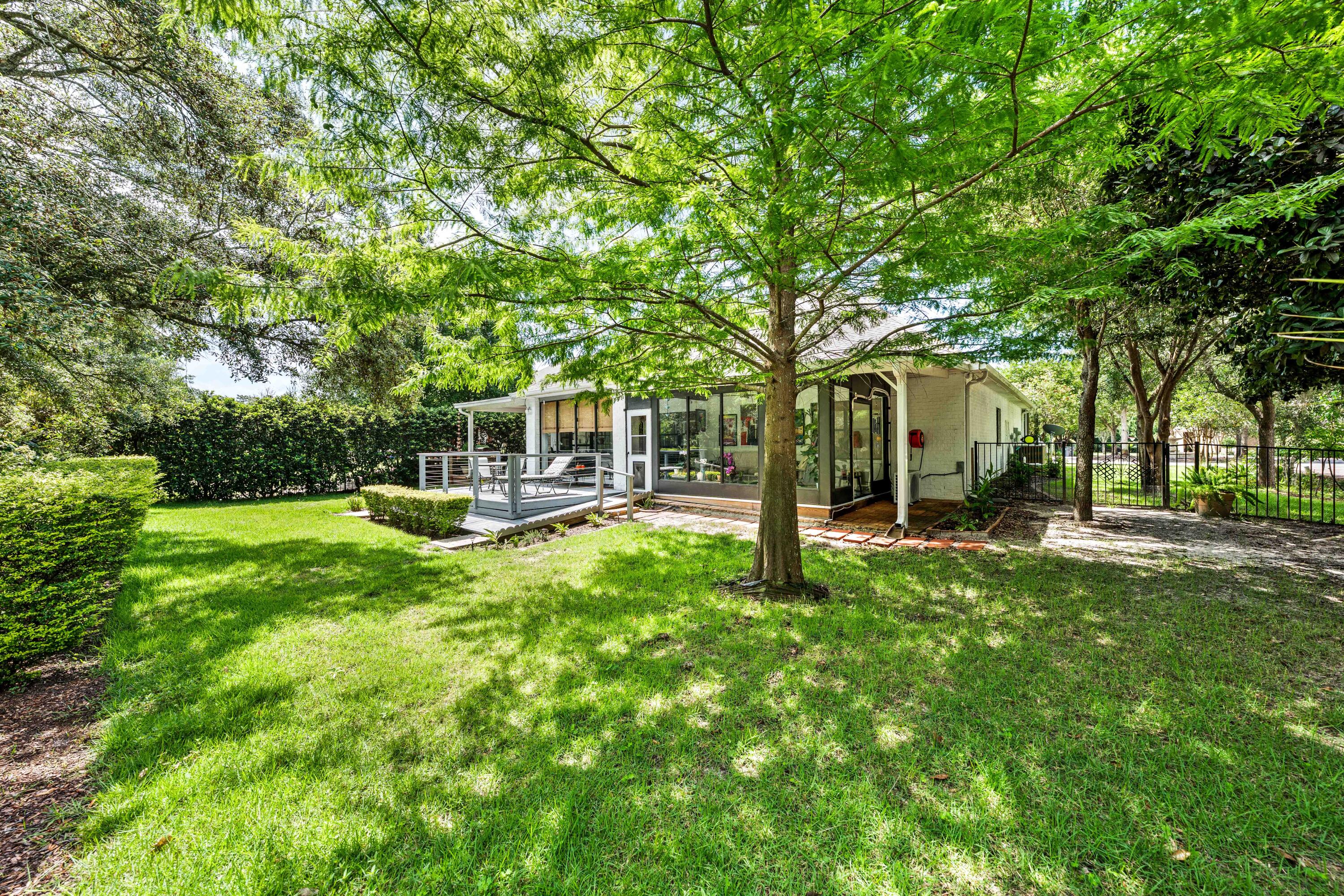 MUSSETT BAYOU ESTATES - Residential