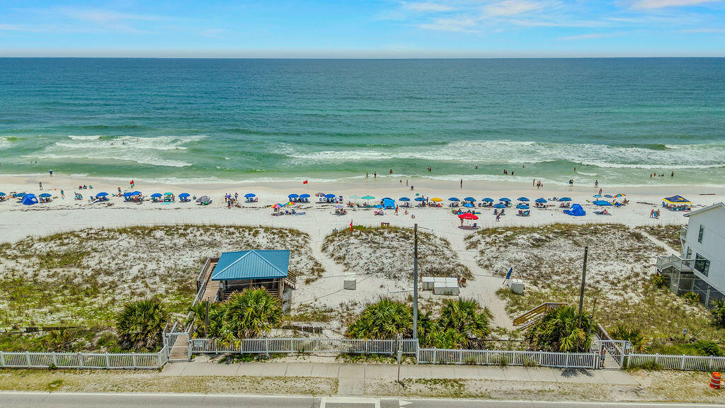 BEACH RESORT - Residential