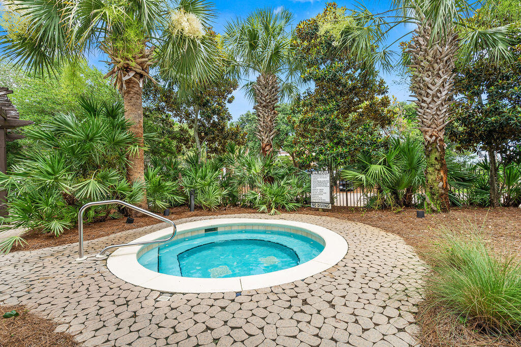 BEACH RESORT - Residential