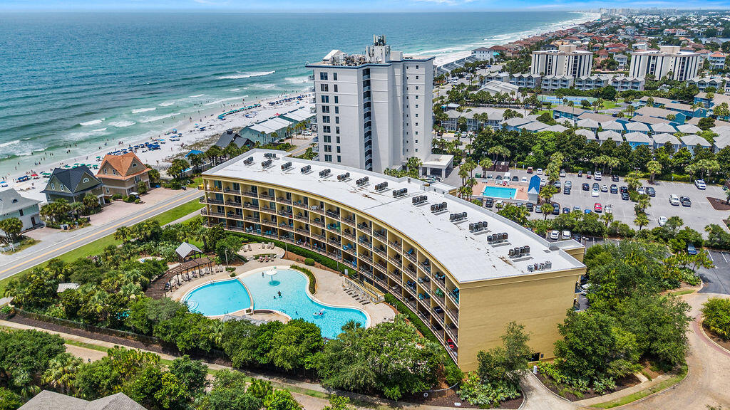 BEACH RESORT - Residential