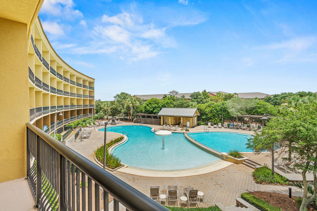 BEACH RESORT - Residential