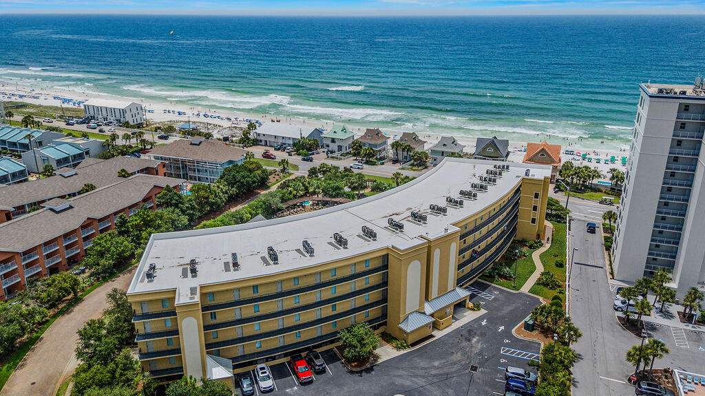 BEACH RESORT - Residential