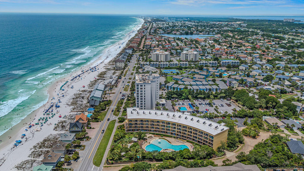 BEACH RESORT - Residential
