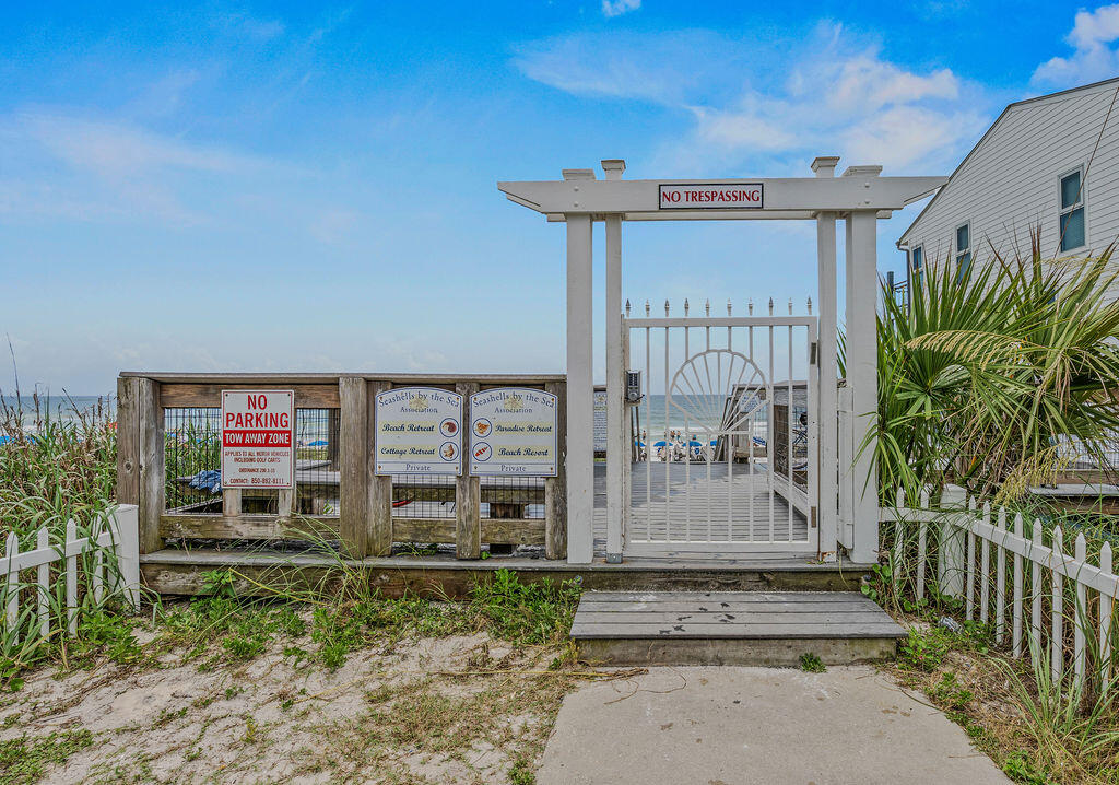 BEACH RESORT - Residential