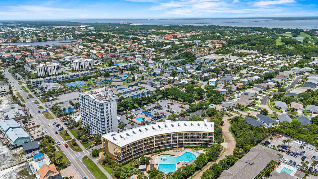 BEACH RESORT - Residential