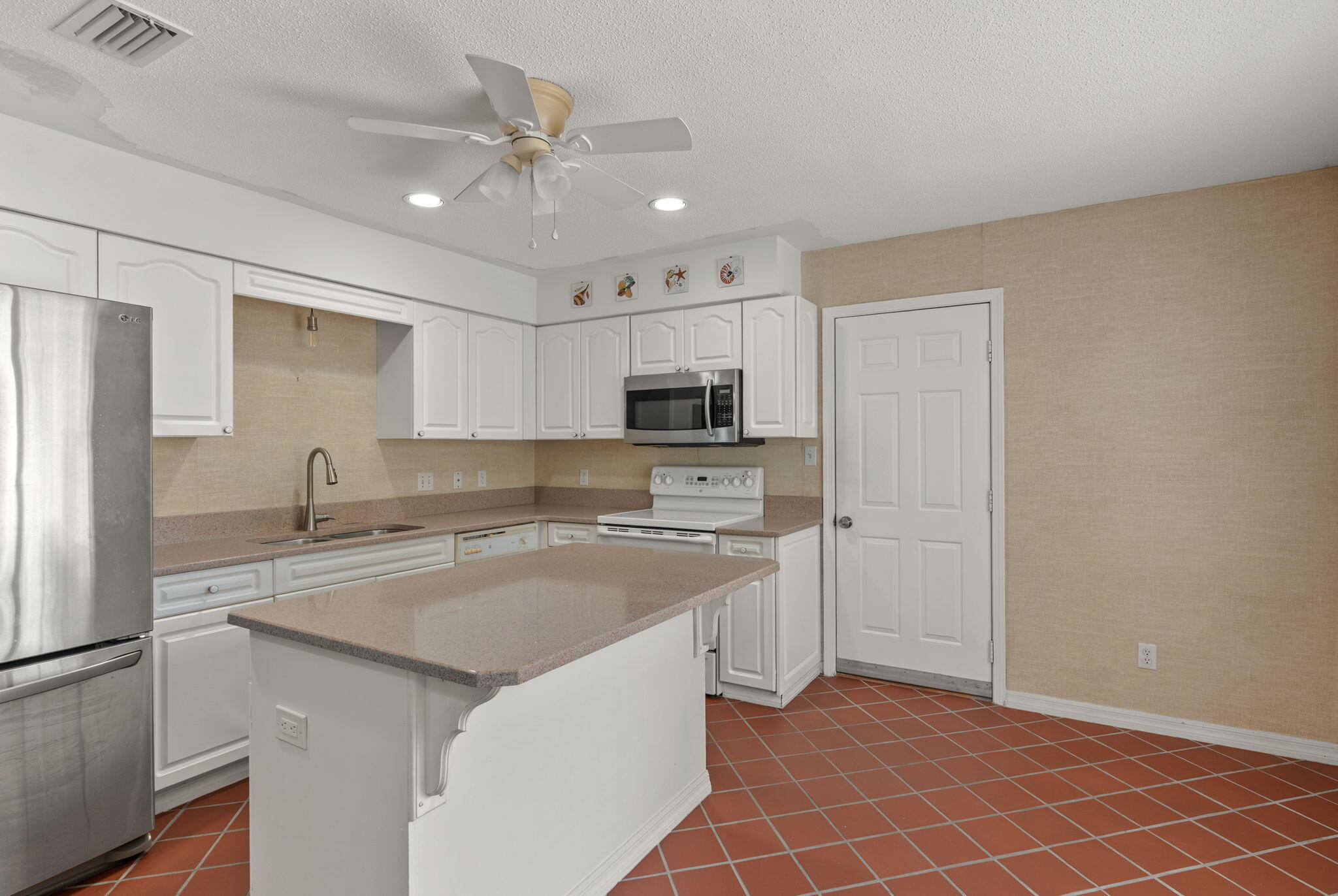 SANDESTIN ESTATES - Residential