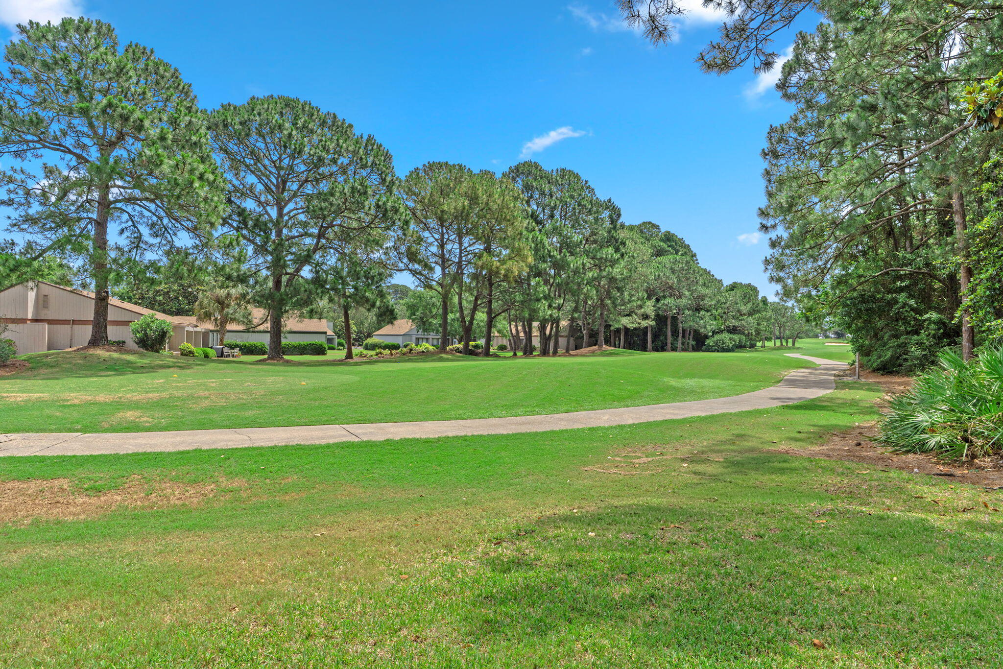 SANDESTIN ESTATES - Residential