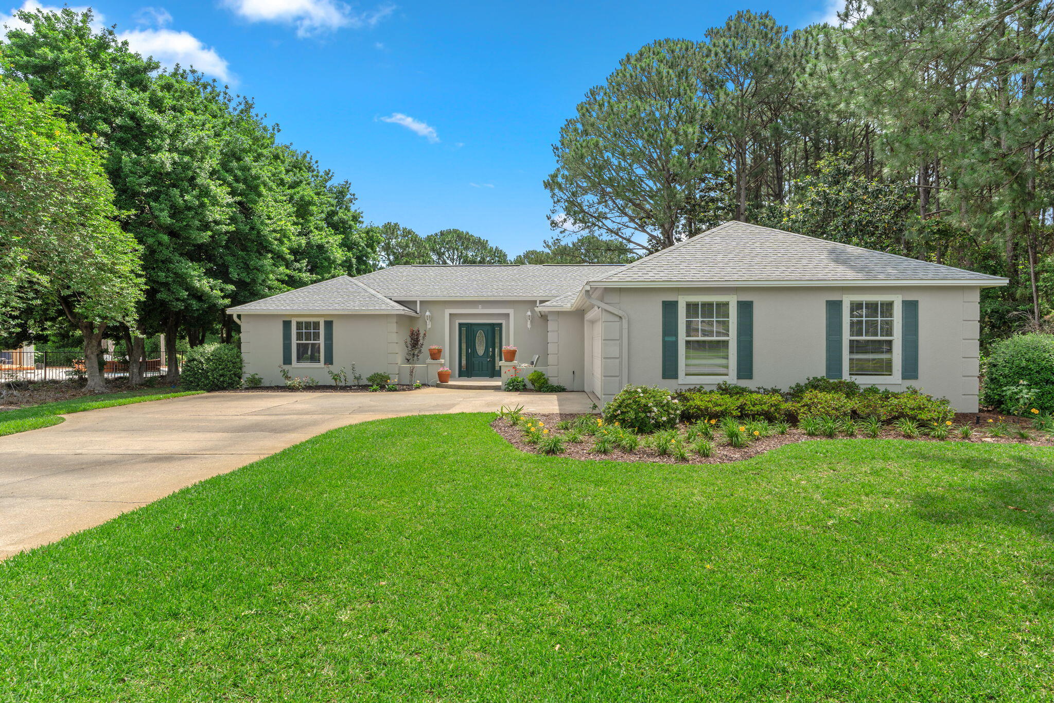 SANDESTIN ESTATES - Residential