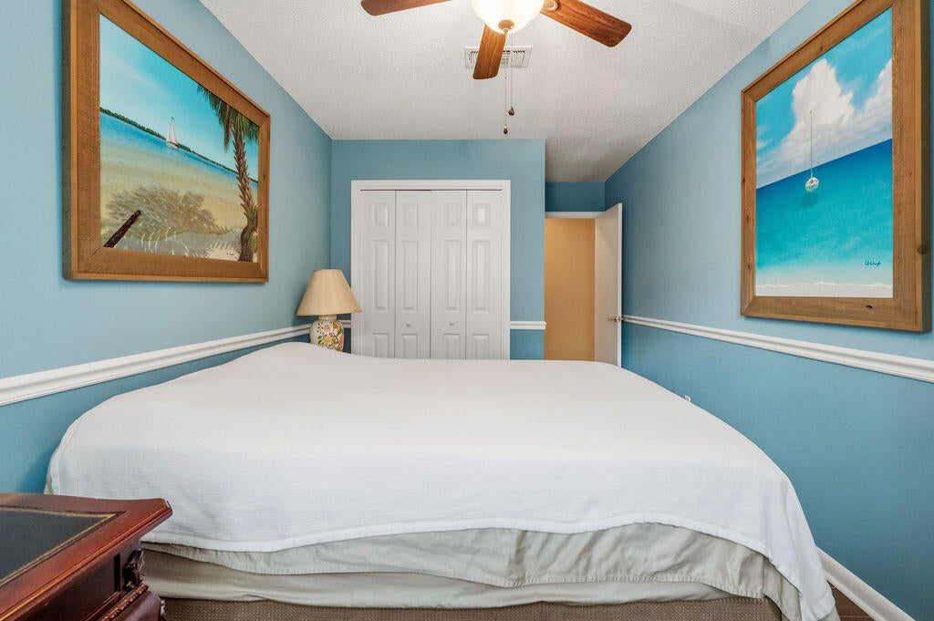 PINEWOOD ESTATES - Residential