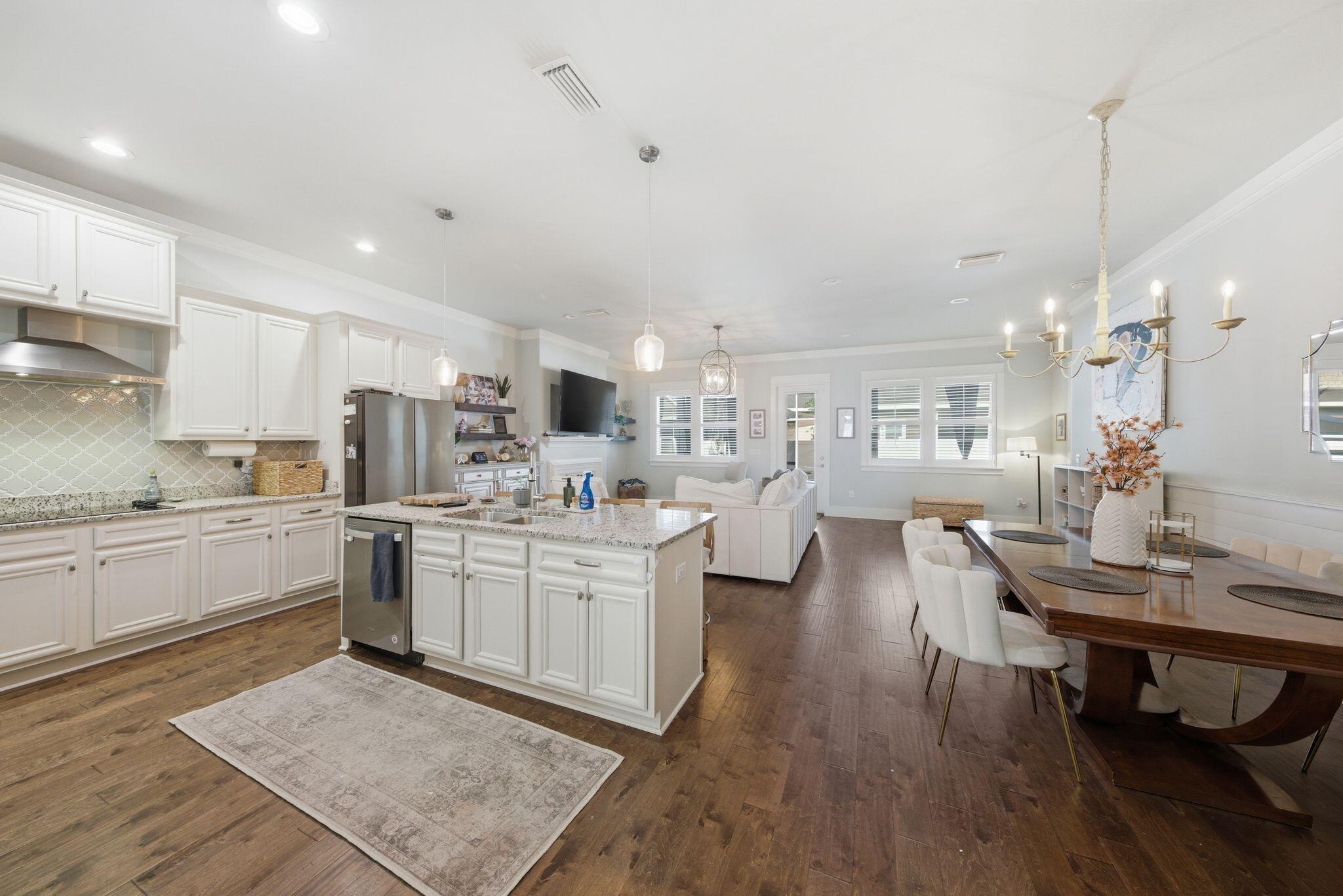 Paradise Cove - Residential