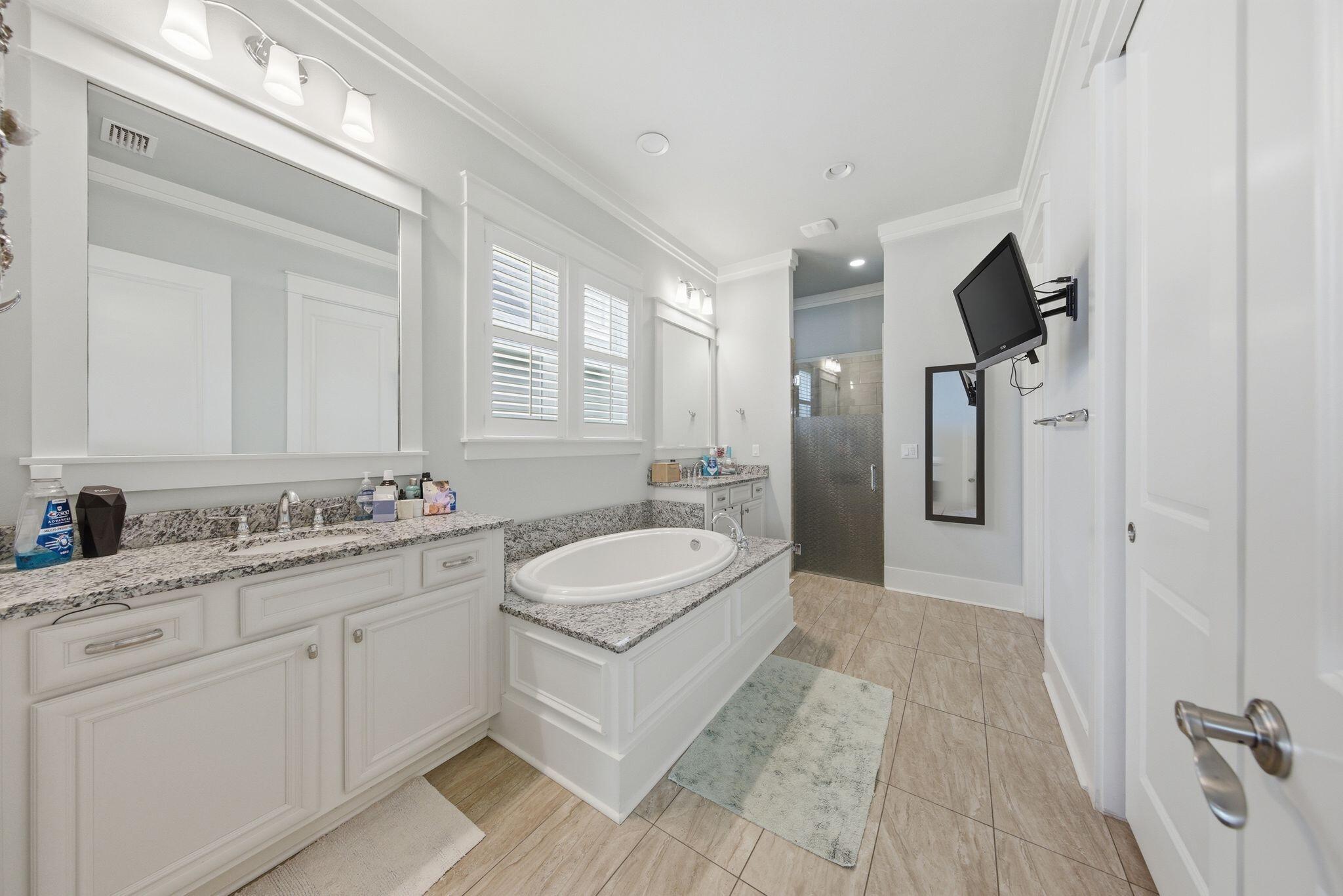 Paradise Cove - Residential