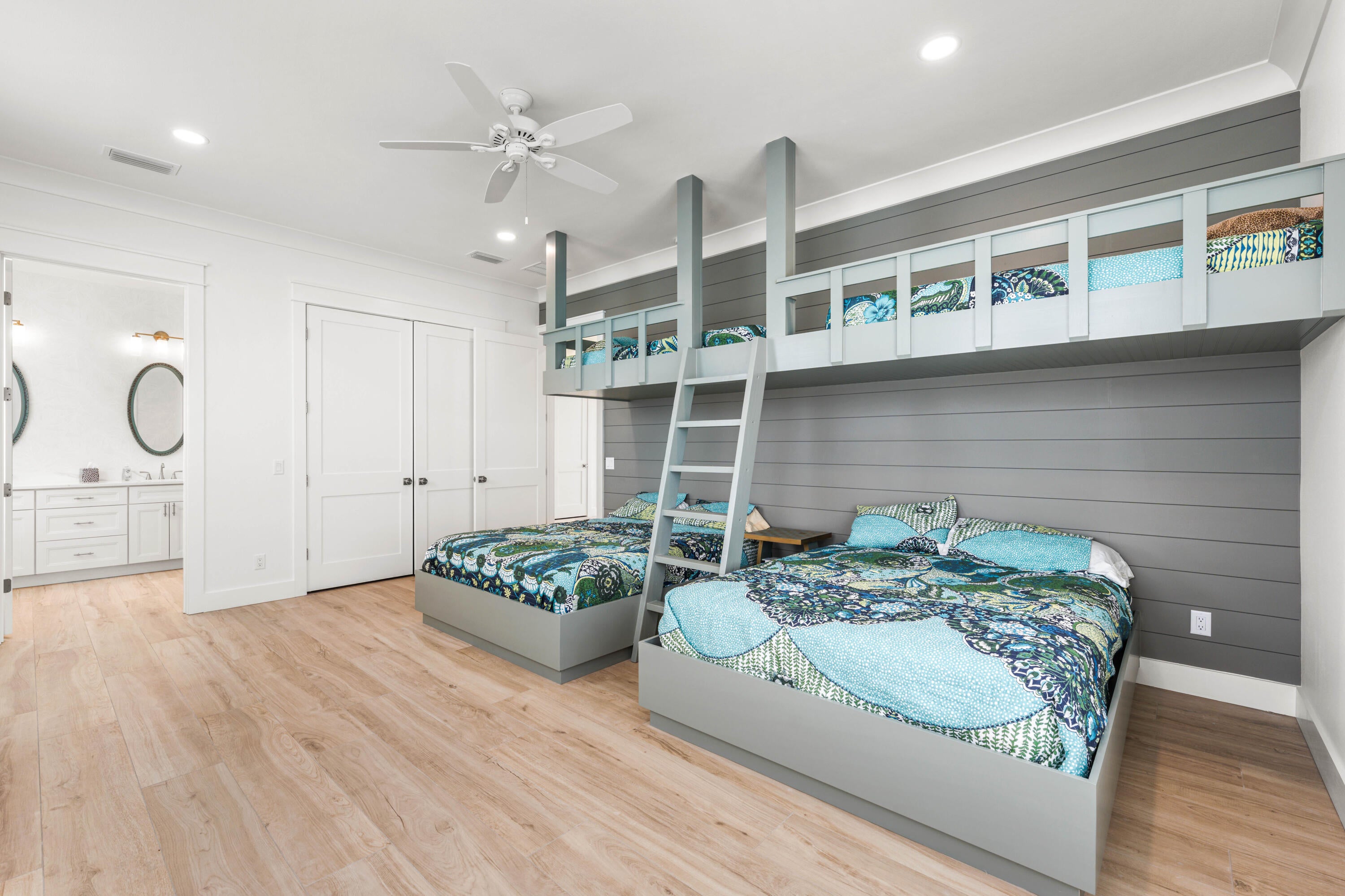 GULF PINES - Residential