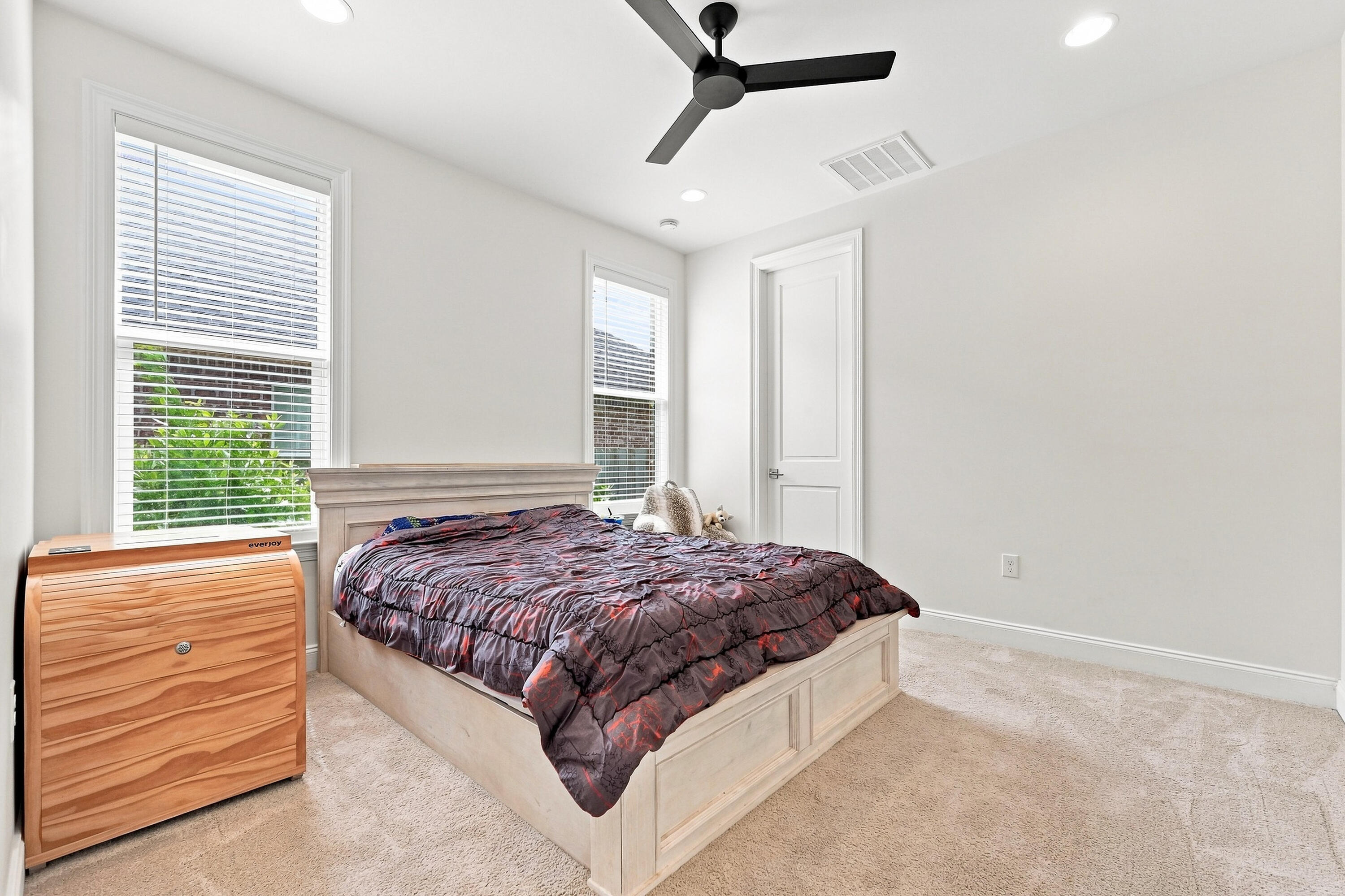 RAIDERS LANDING - Residential