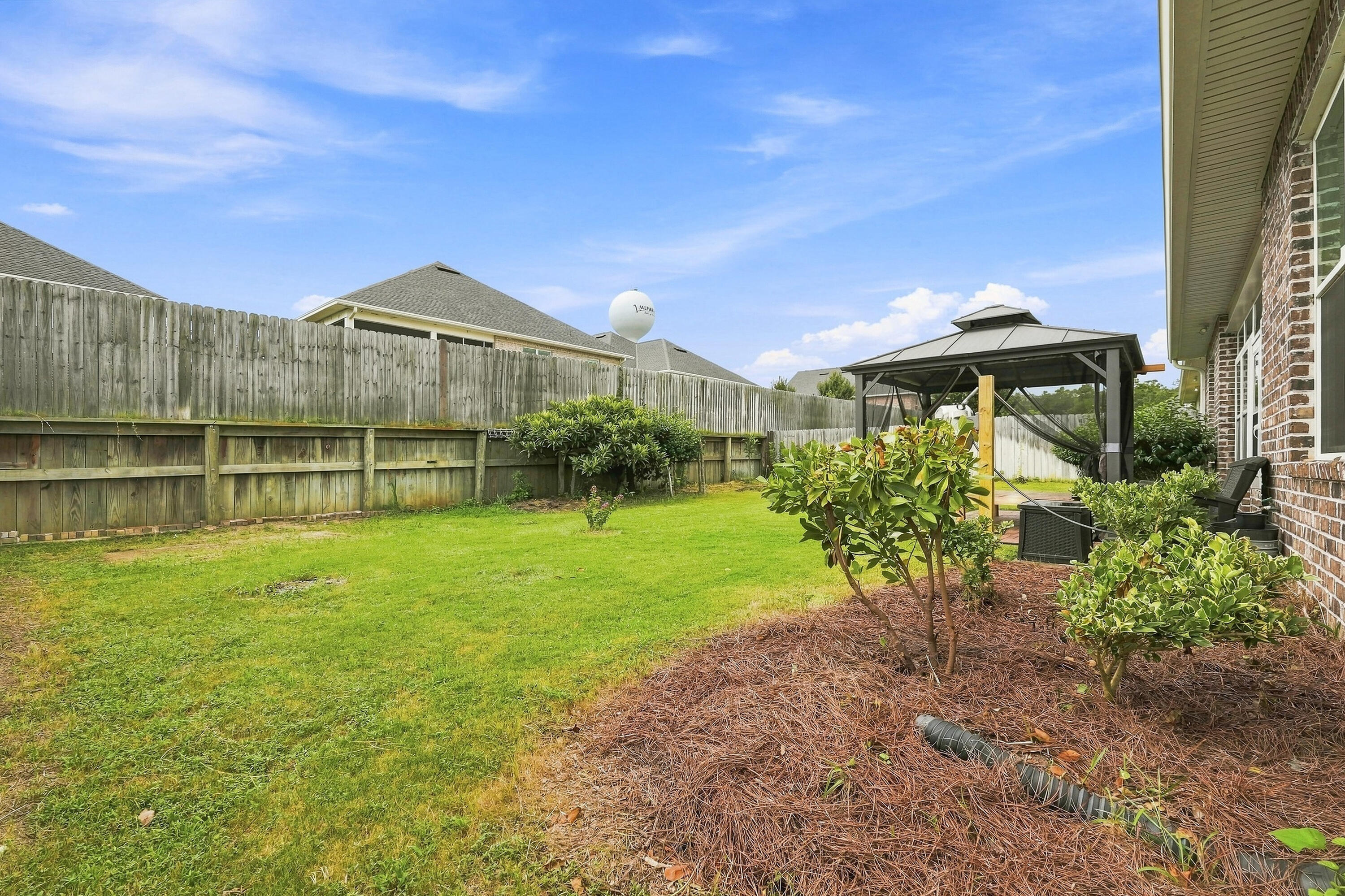 RAIDERS LANDING - Residential