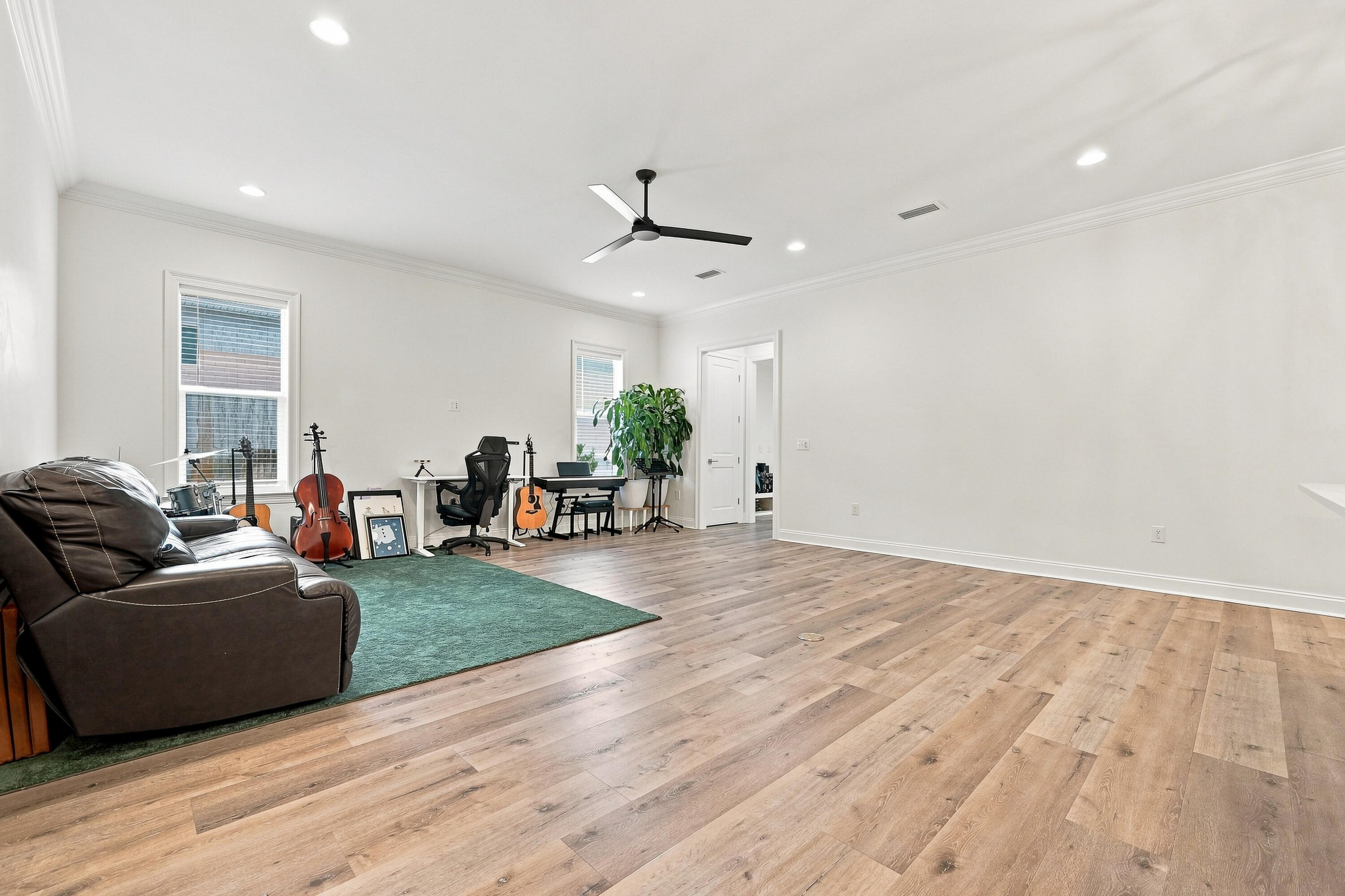 RAIDERS LANDING - Residential