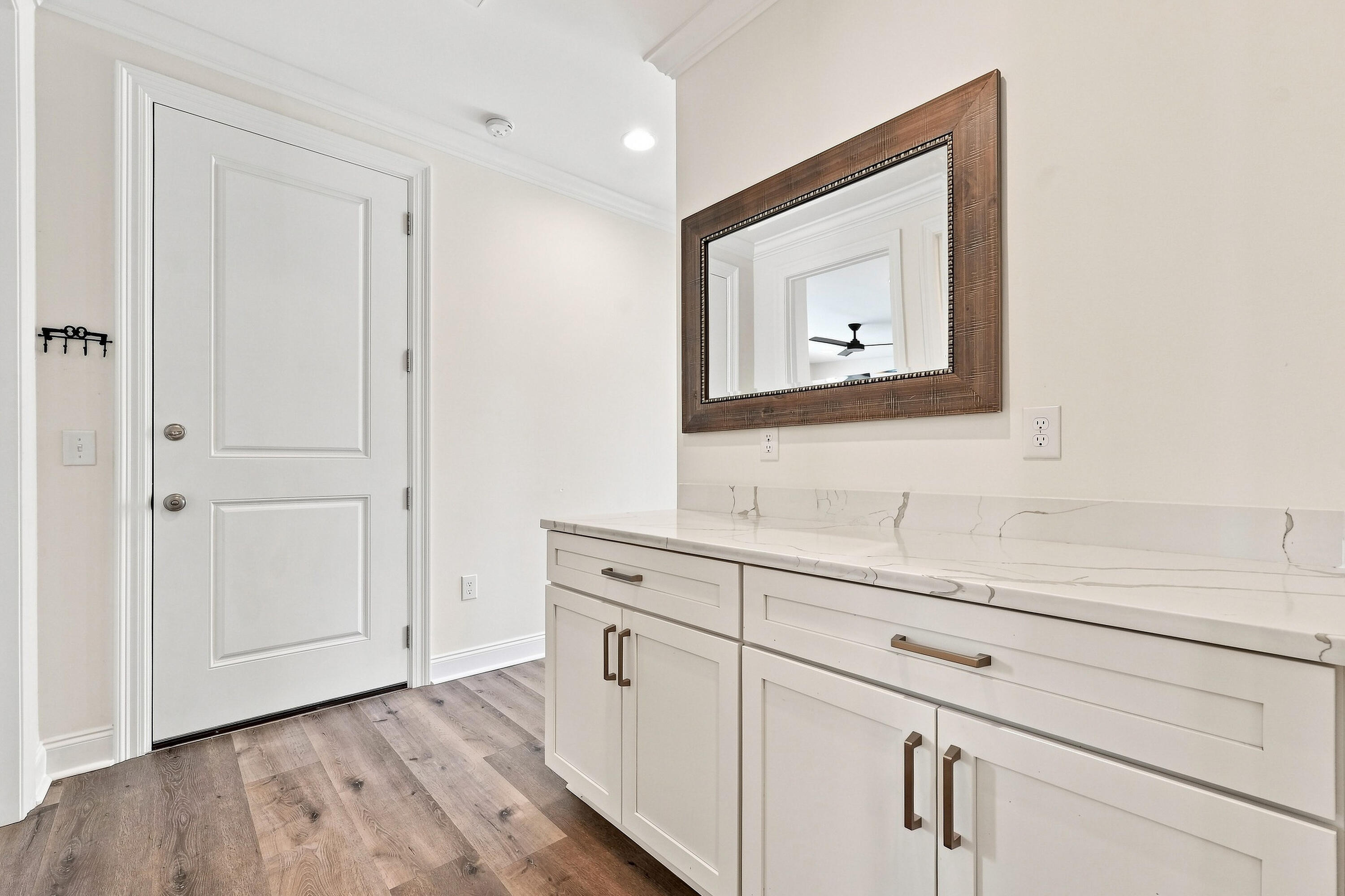 RAIDERS LANDING - Residential