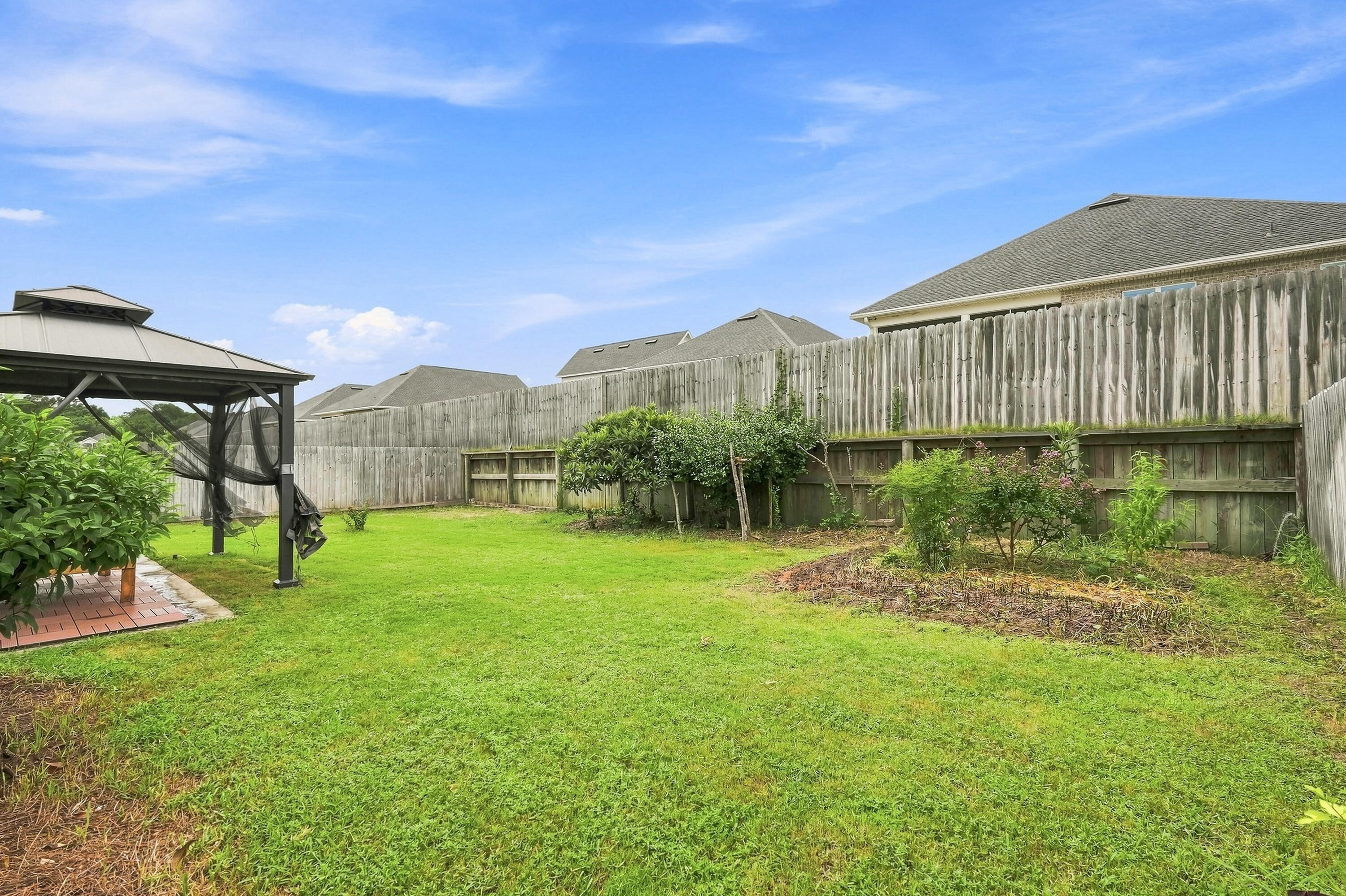 RAIDERS LANDING - Residential