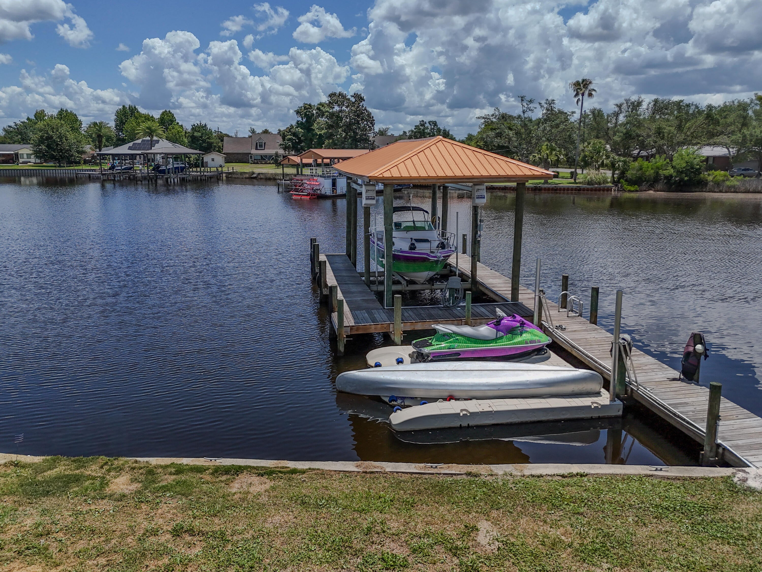 LYNN HAVEN - Residential