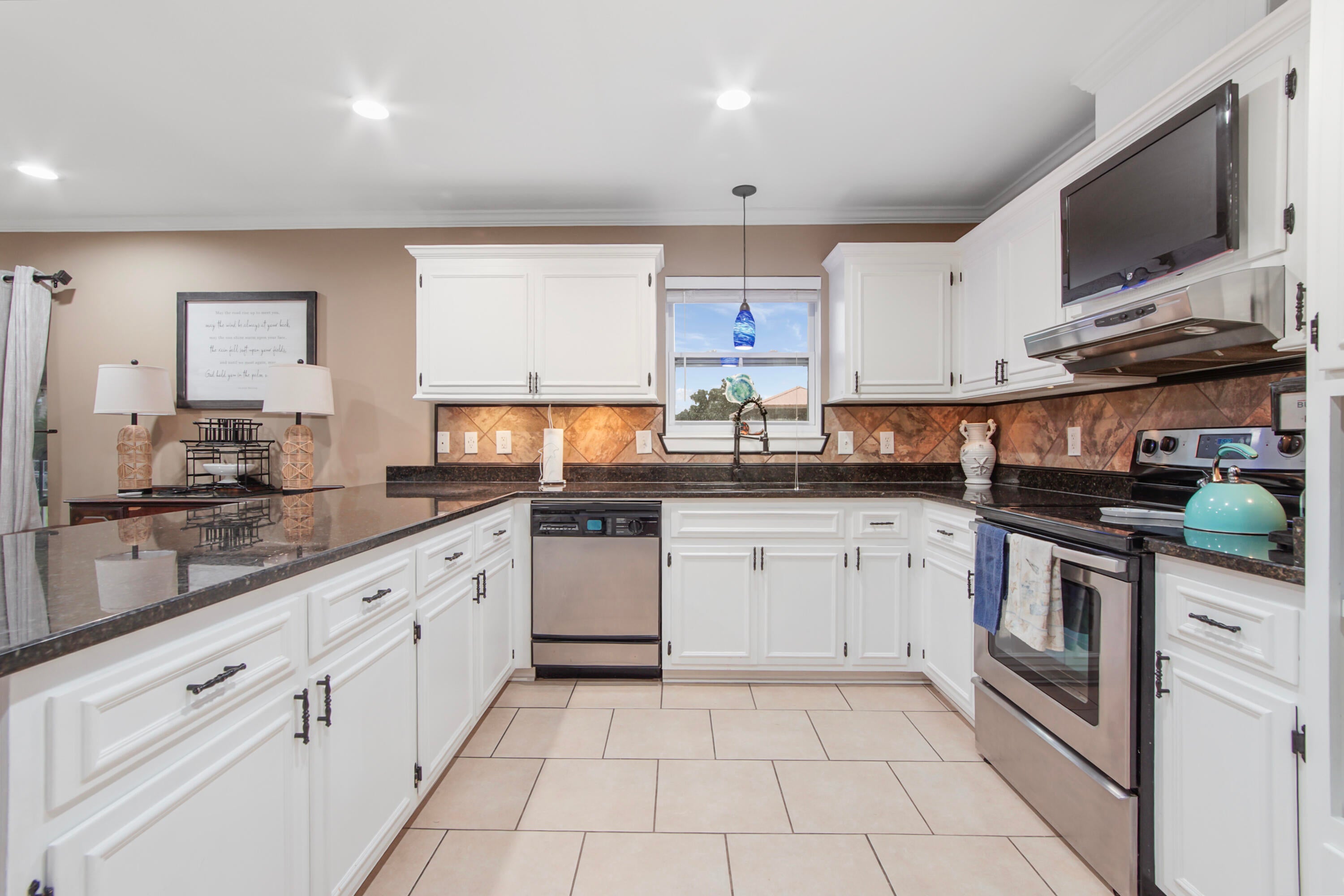 LYNN HAVEN - Residential