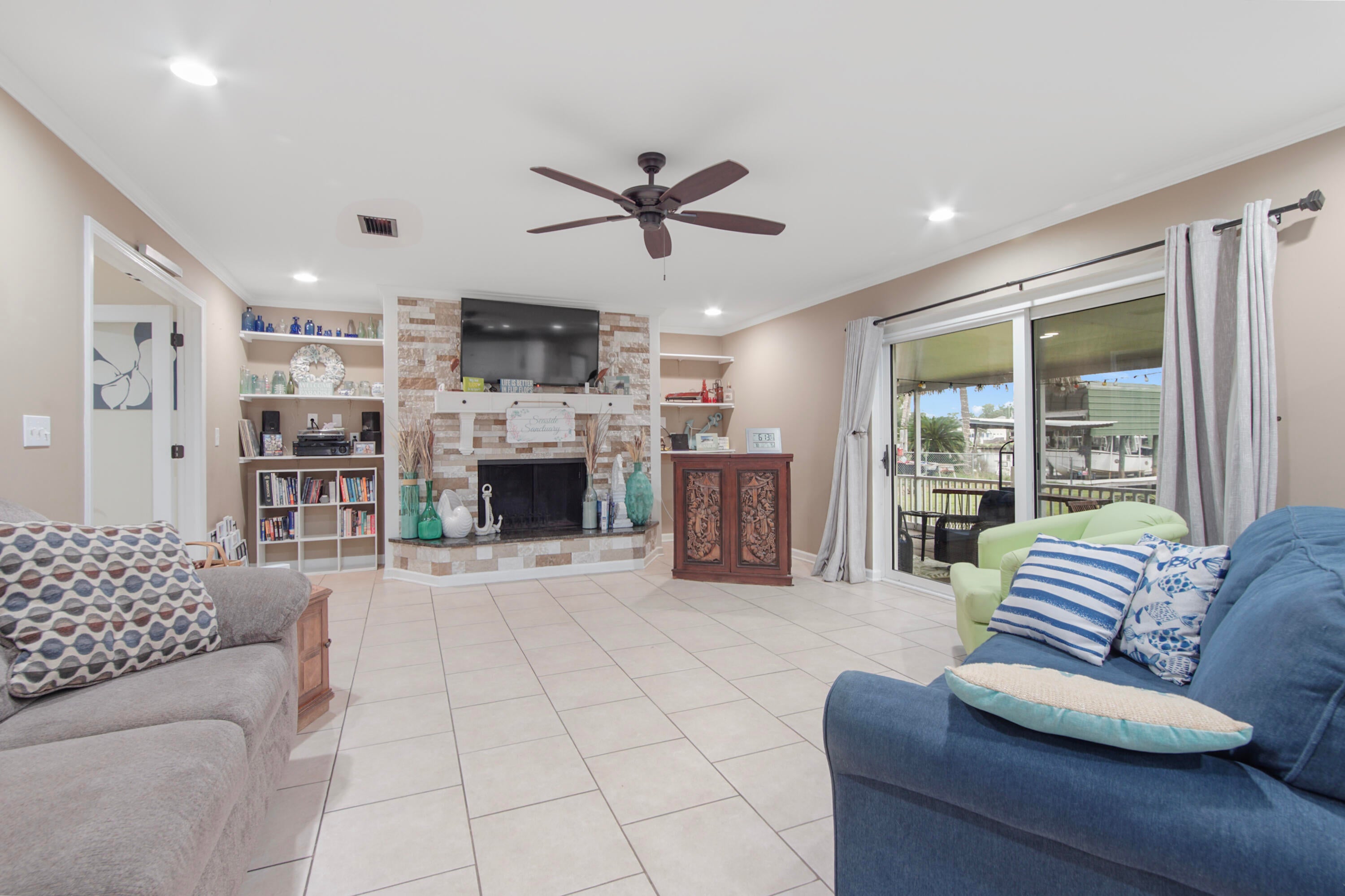 LYNN HAVEN - Residential