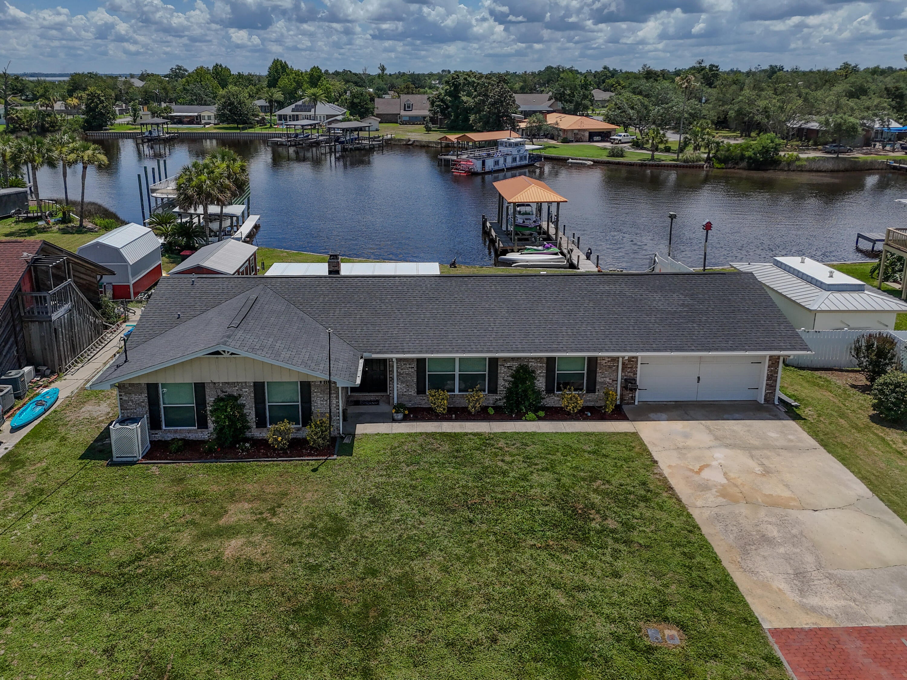LYNN HAVEN - Residential