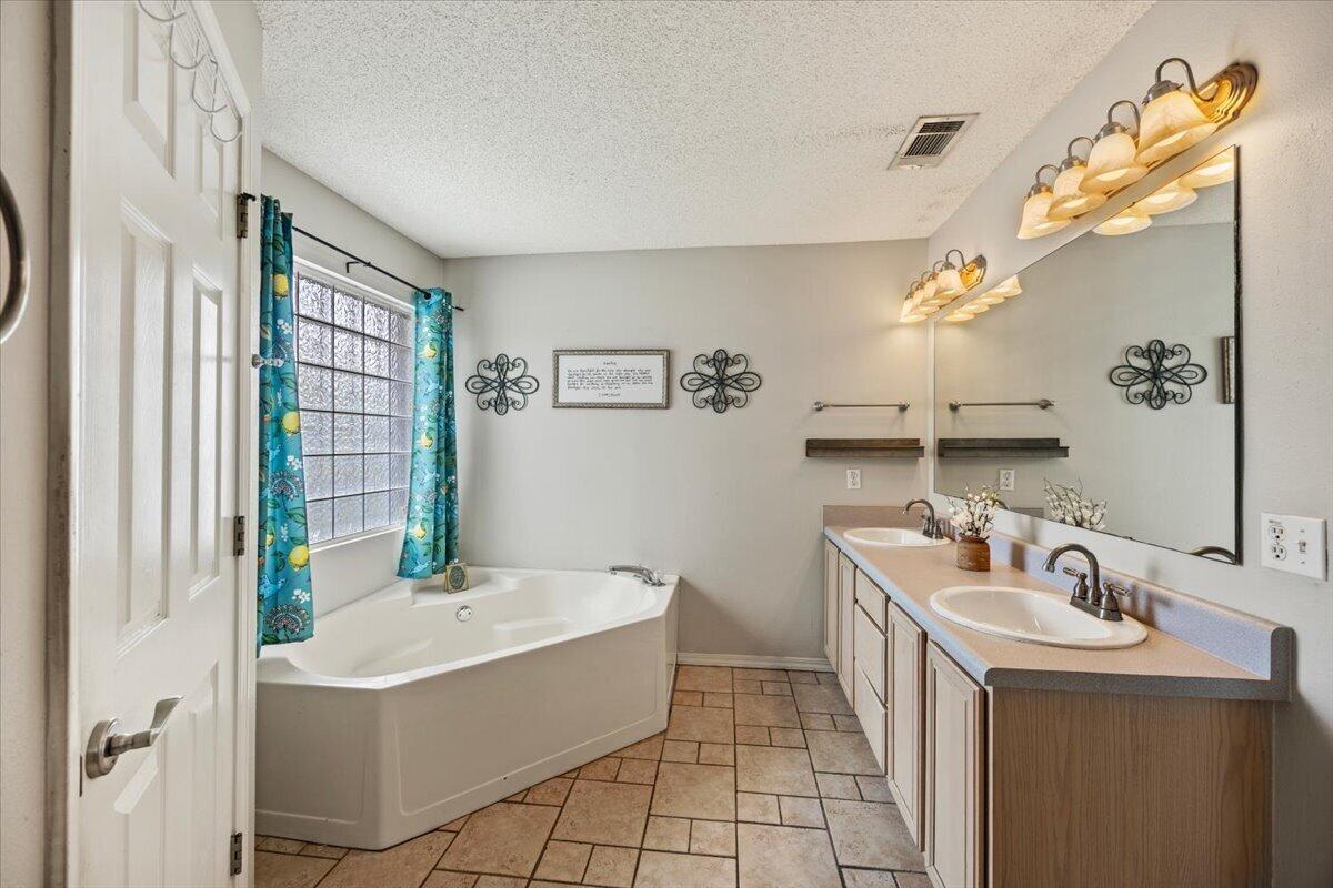 MARION MANOR - Residential