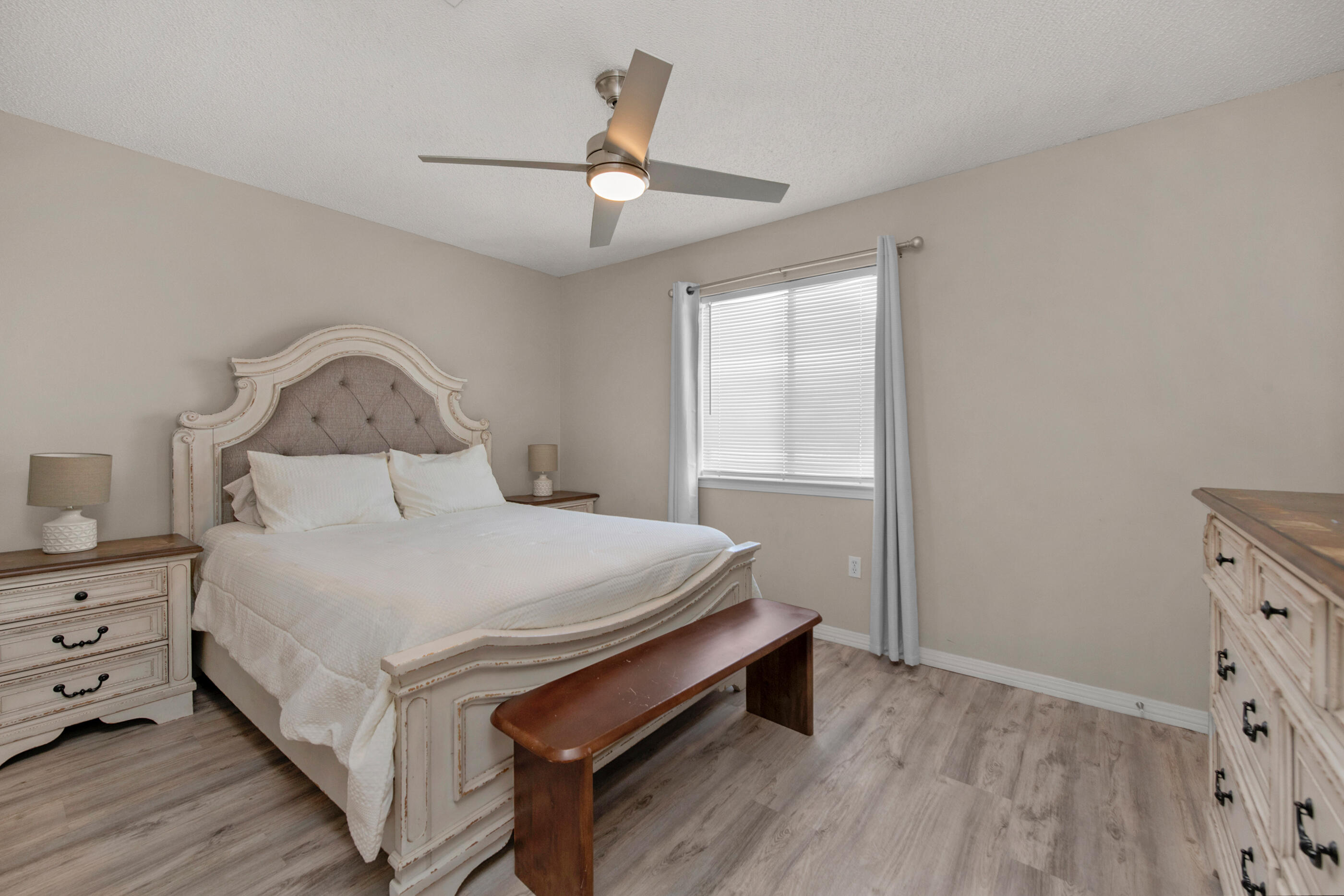 AZALEA GARDENS 1ST ADDN - Residential