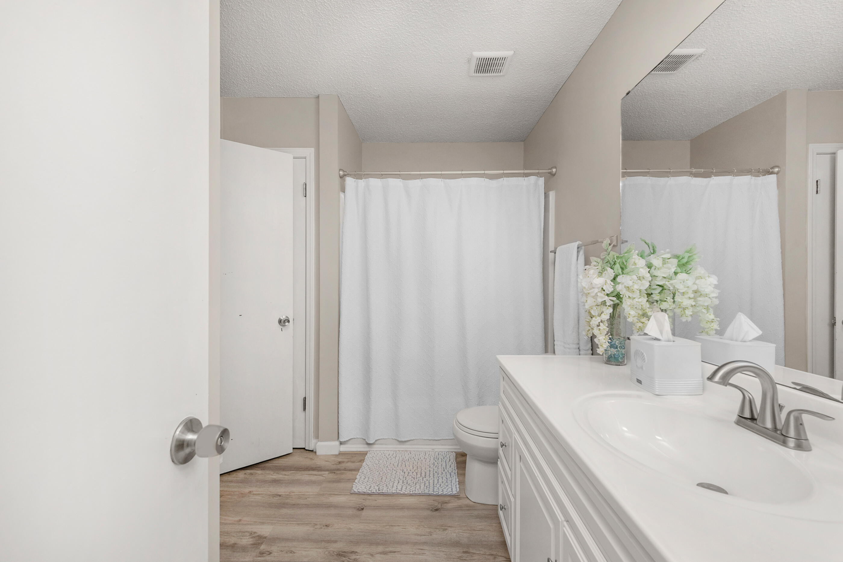 AZALEA GARDENS 1ST ADDN - Residential