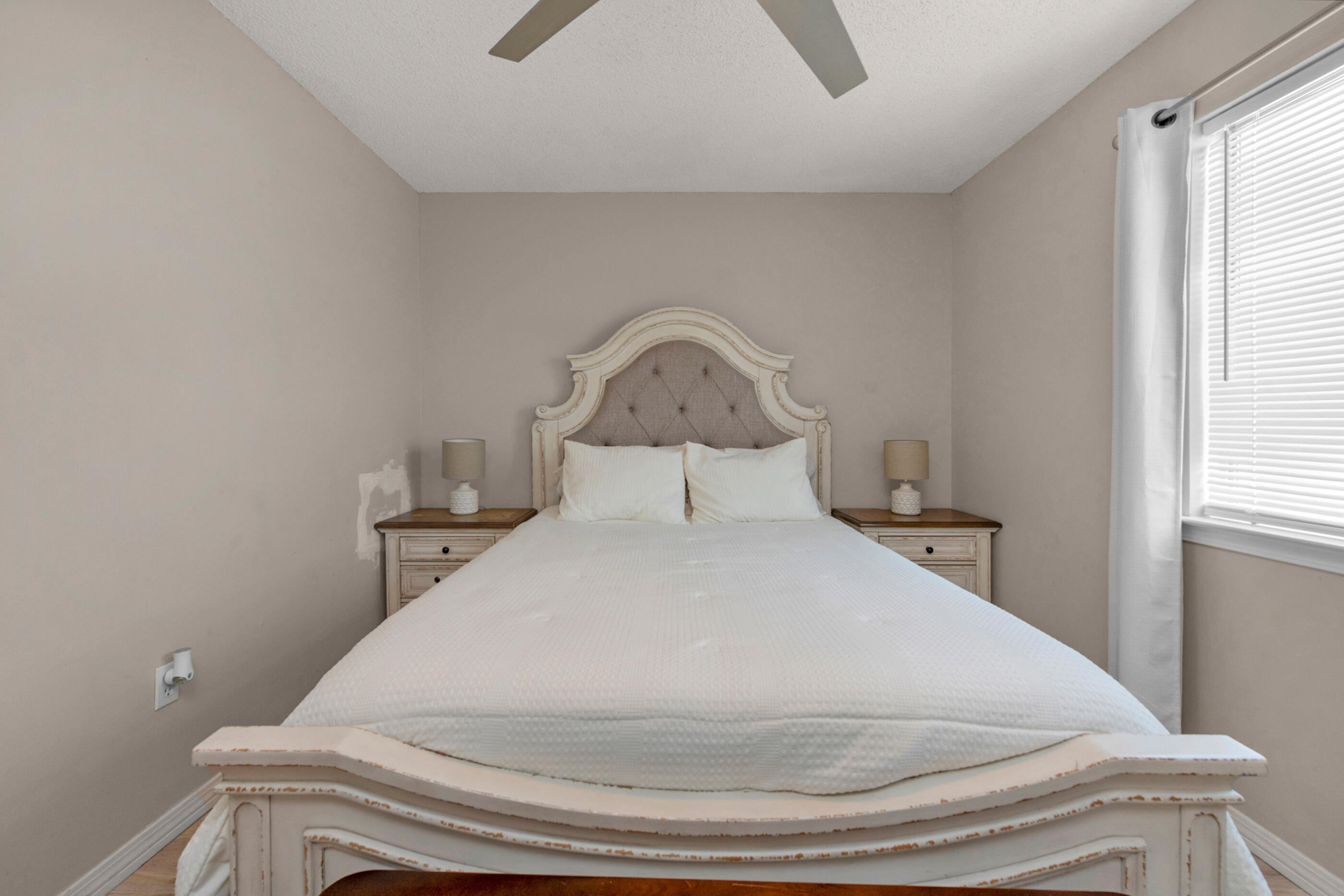 AZALEA GARDENS 1ST ADDN - Residential