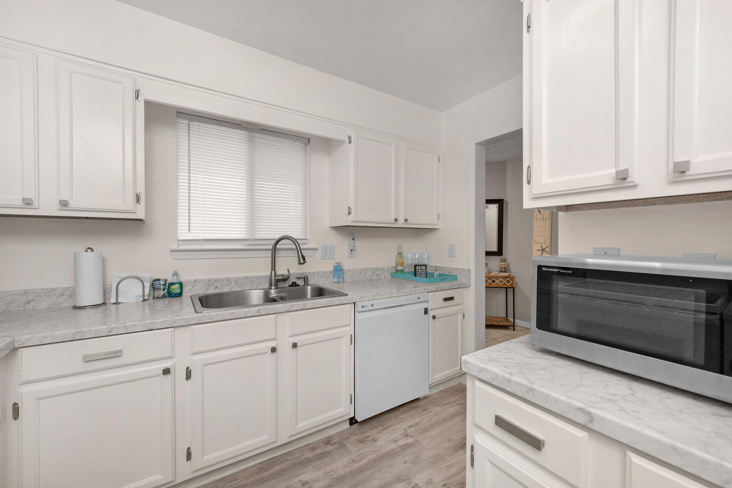 AZALEA GARDENS 1ST ADDN - Residential