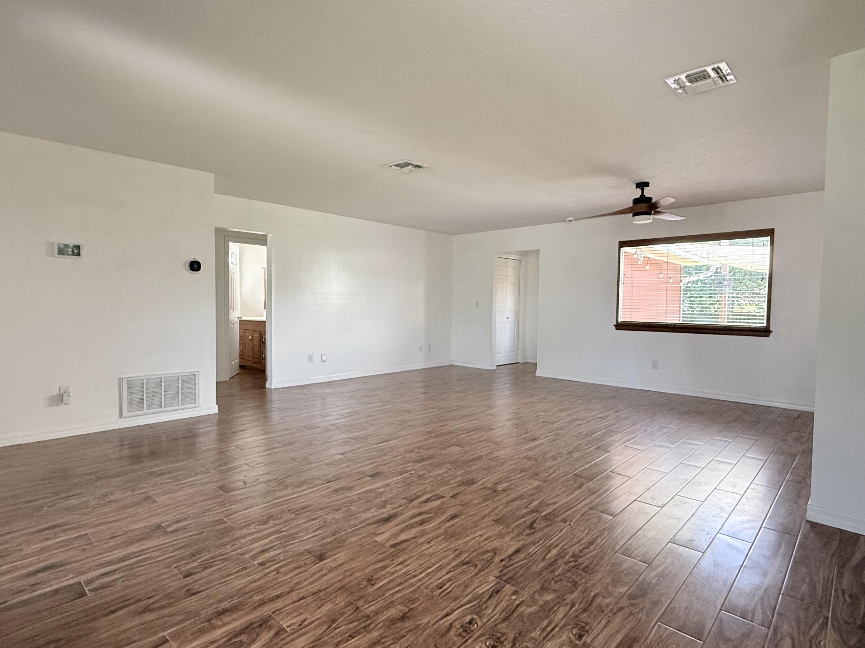 TANGLEWOOD S/D 1ST ADDN - Residential Lease