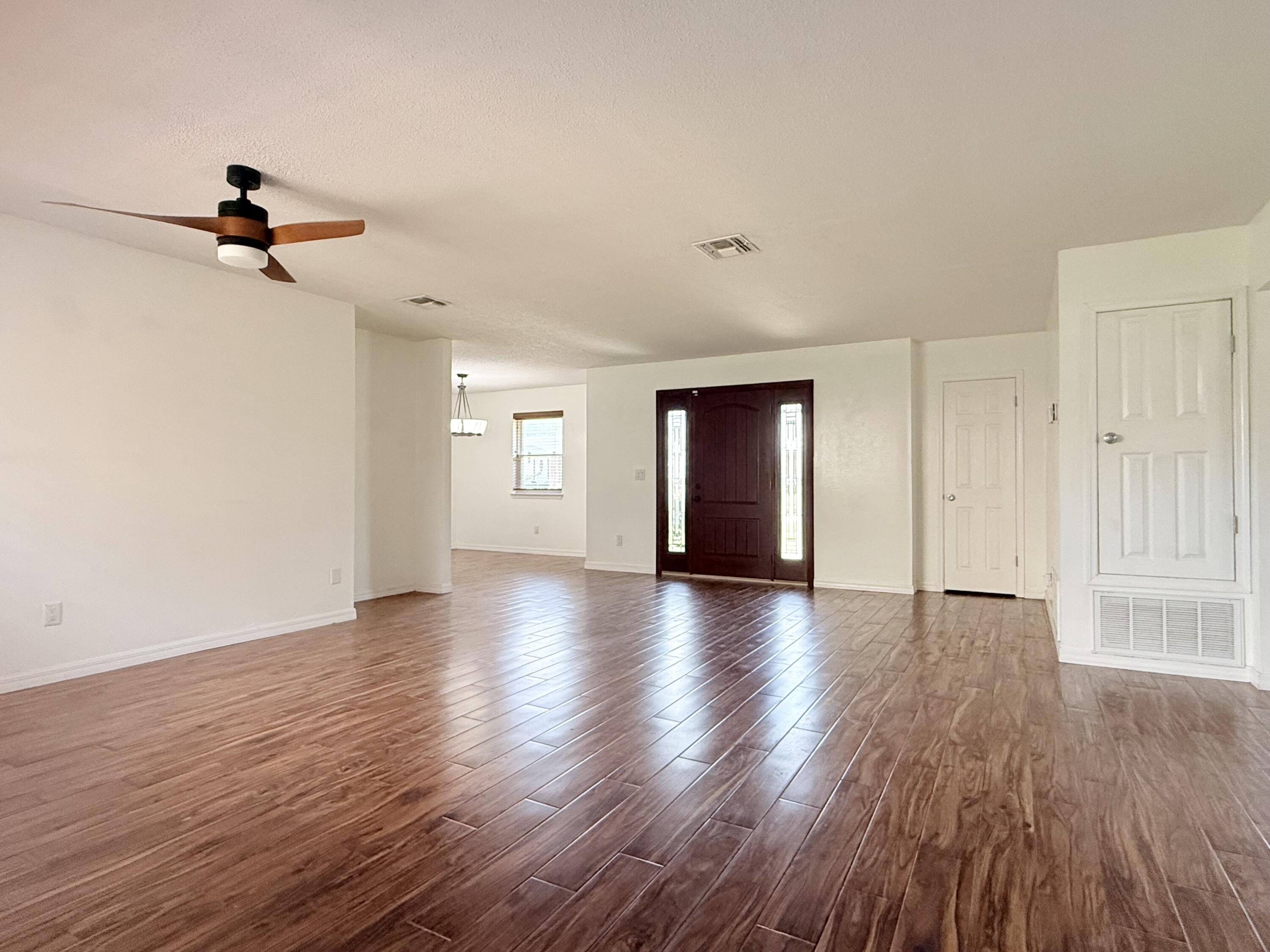 TANGLEWOOD S/D 1ST ADDN - Residential Lease