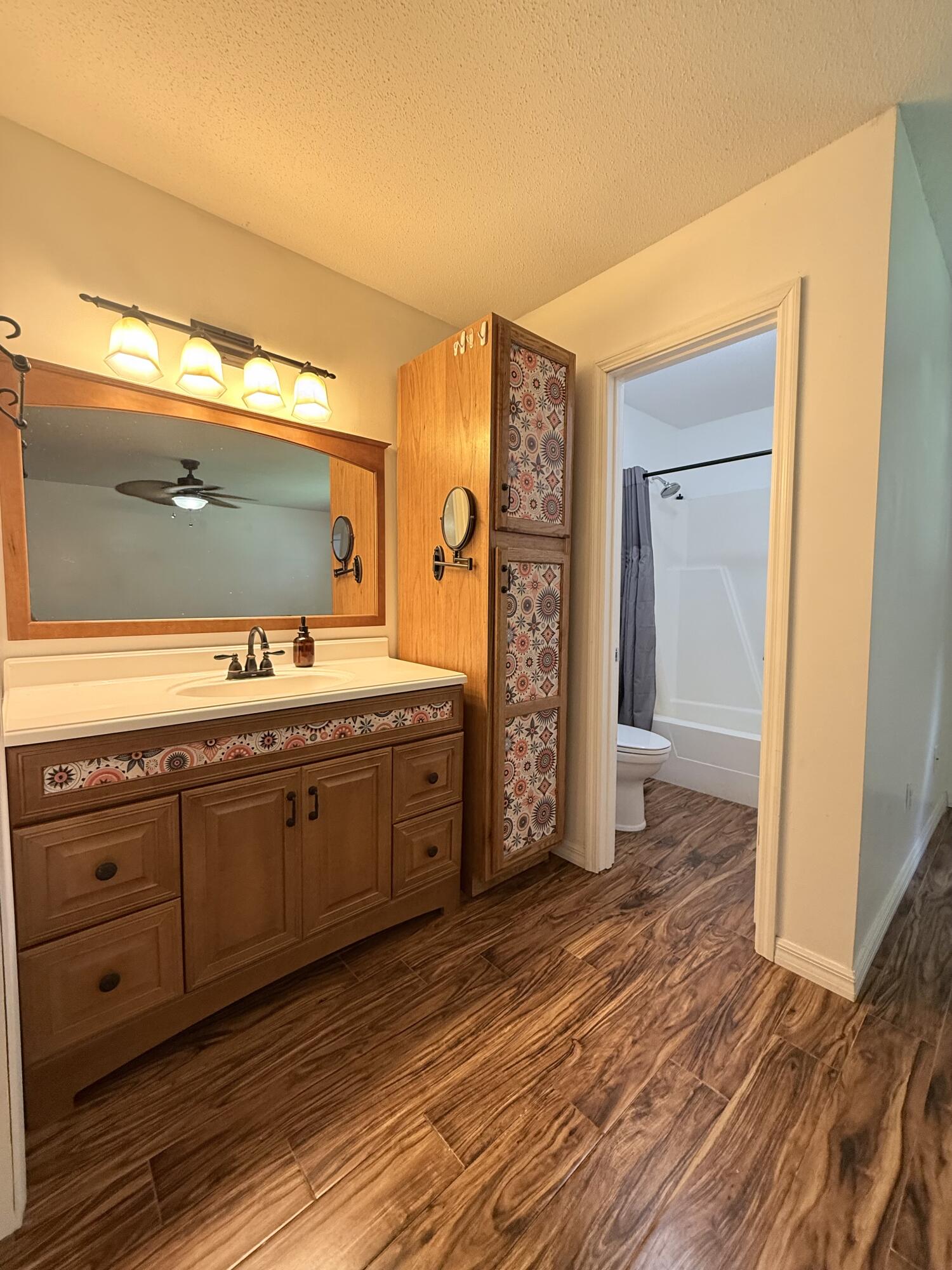 TANGLEWOOD S/D 1ST ADDN - Residential Lease