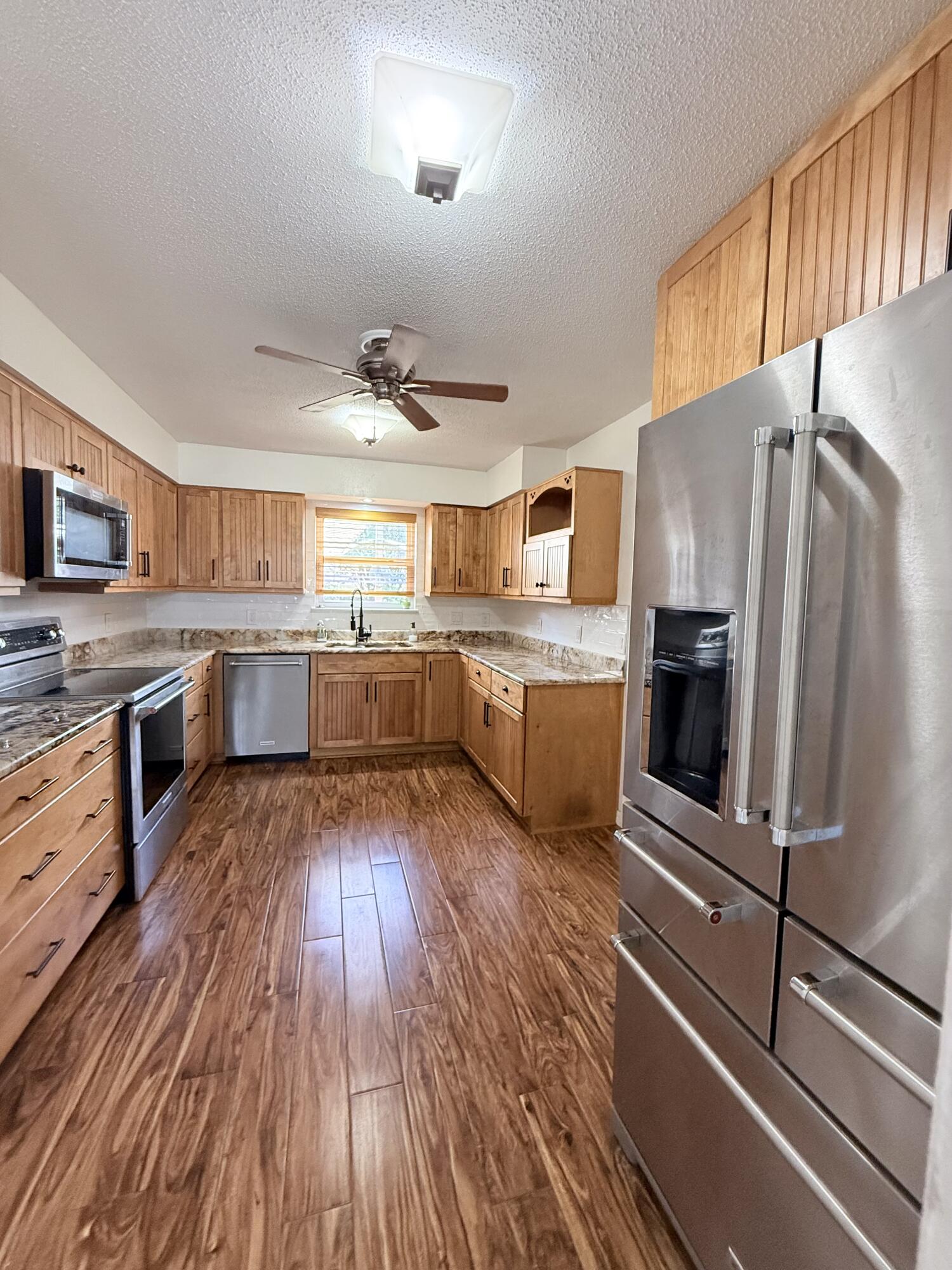TANGLEWOOD S/D 1ST ADDN - Residential Lease
