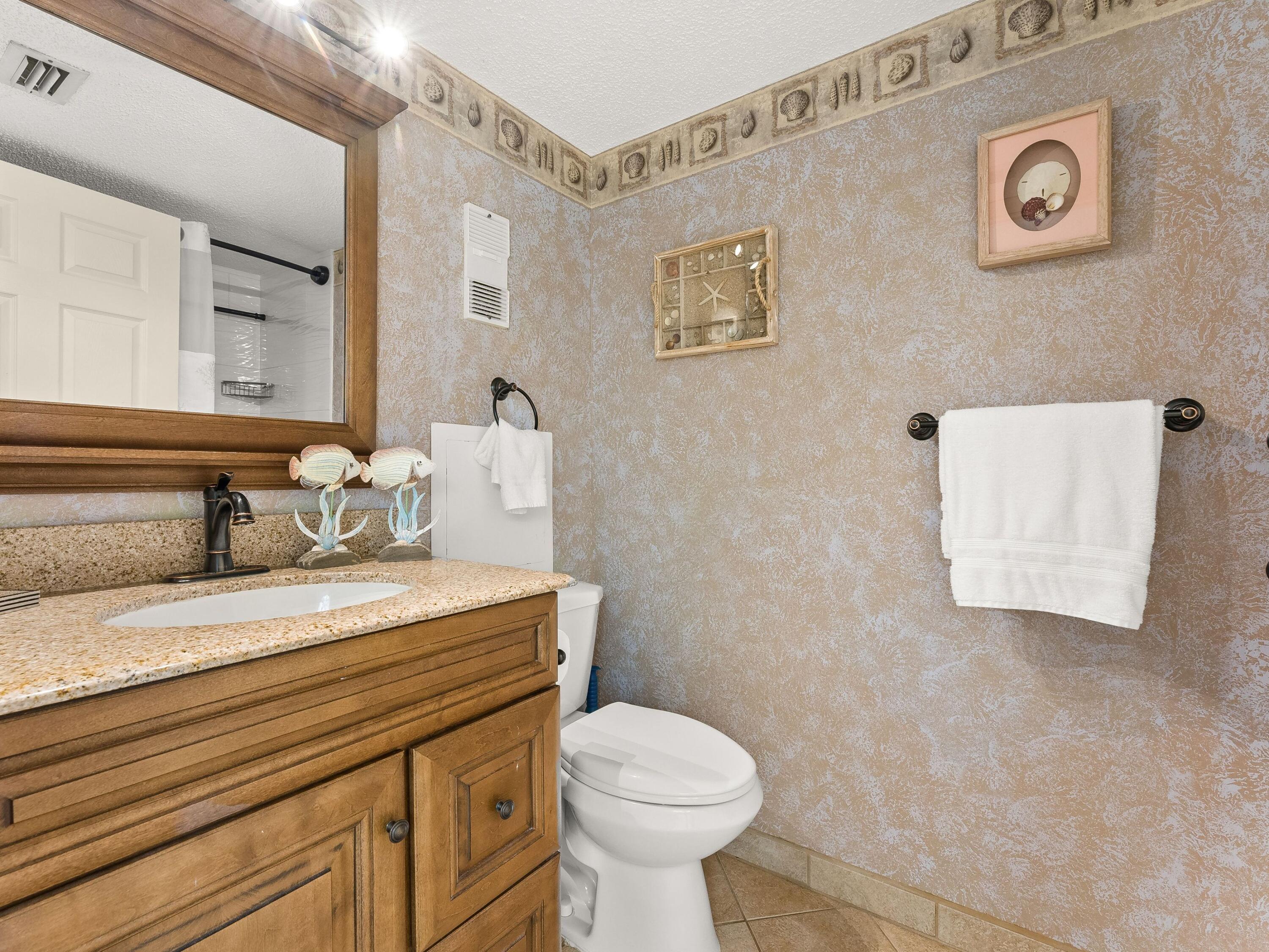 MARINER WEST CONDO - Residential