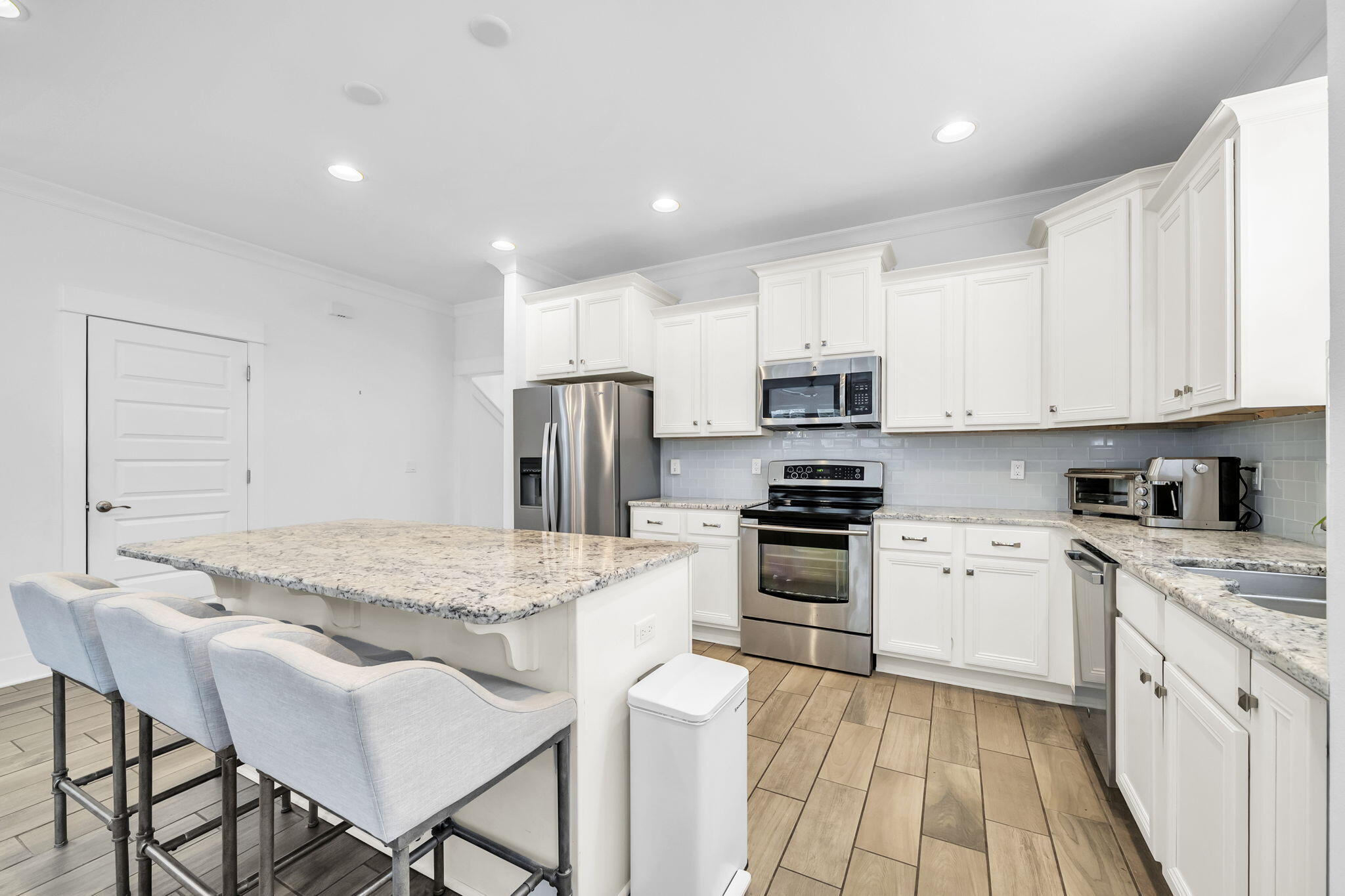 AUDUBON POINT - Residential Lease