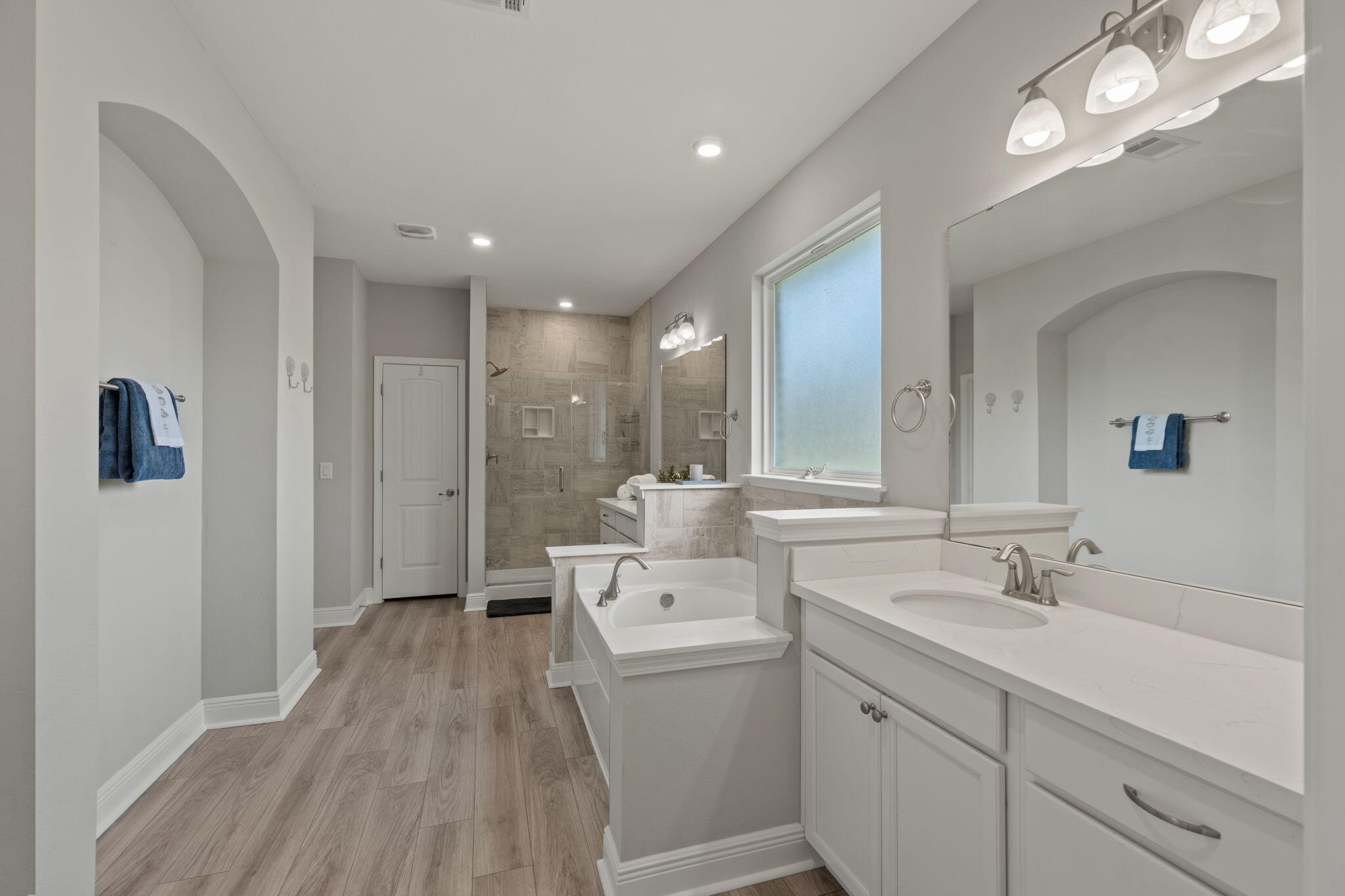 HAMMOCK BAY - Residential