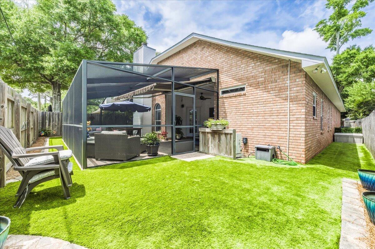 ENCLAVE EAST - Residential