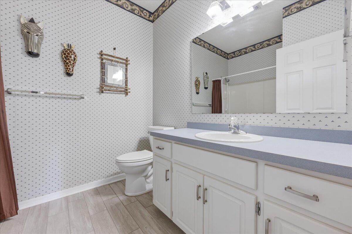 ENCLAVE EAST - Residential