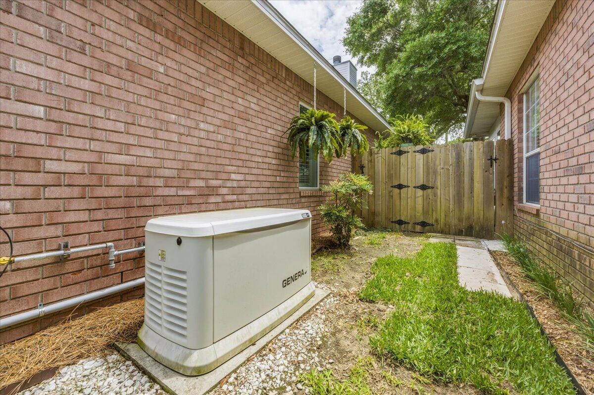 ENCLAVE EAST - Residential