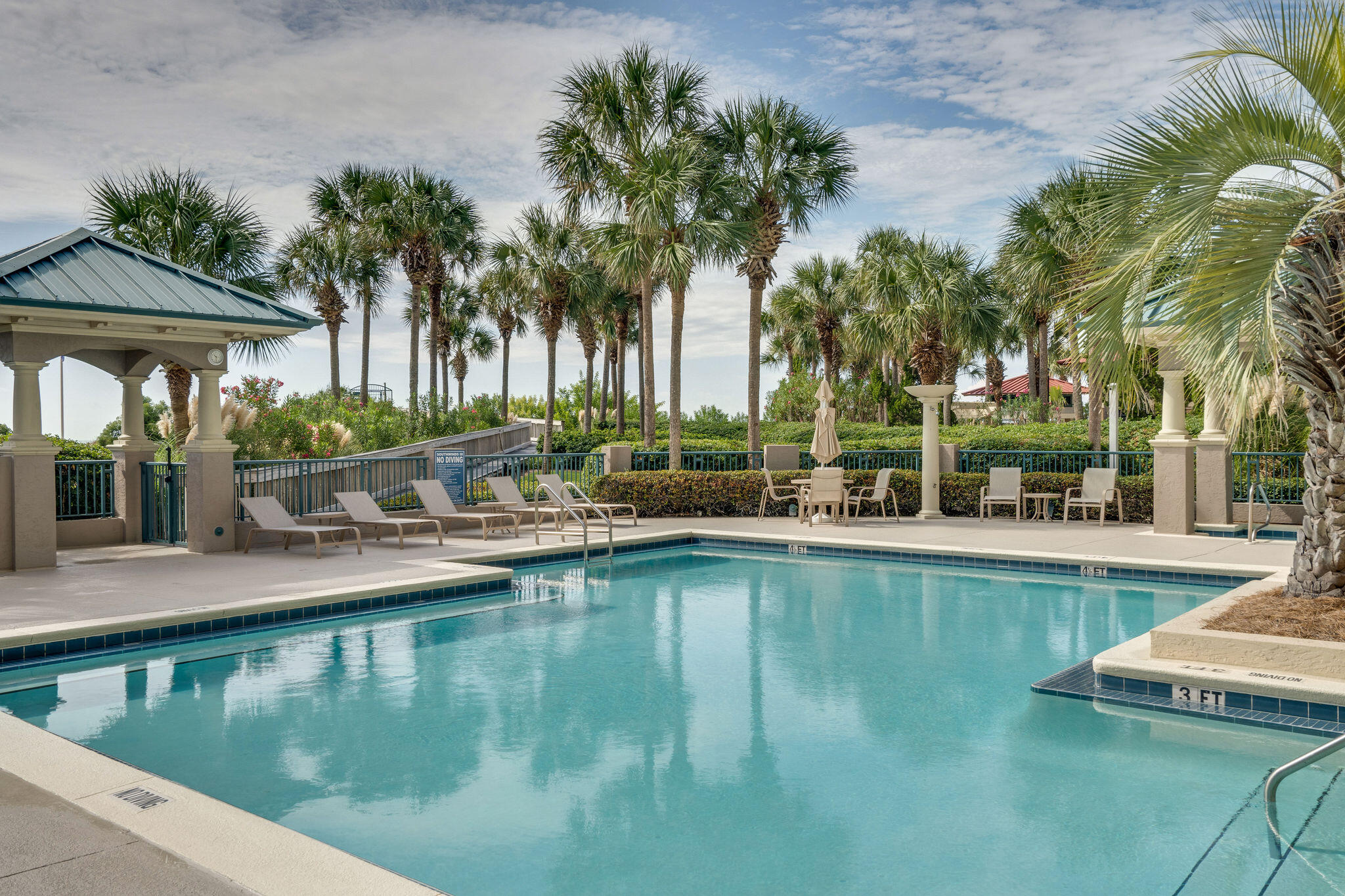 SOUTHWINDS III - Residential