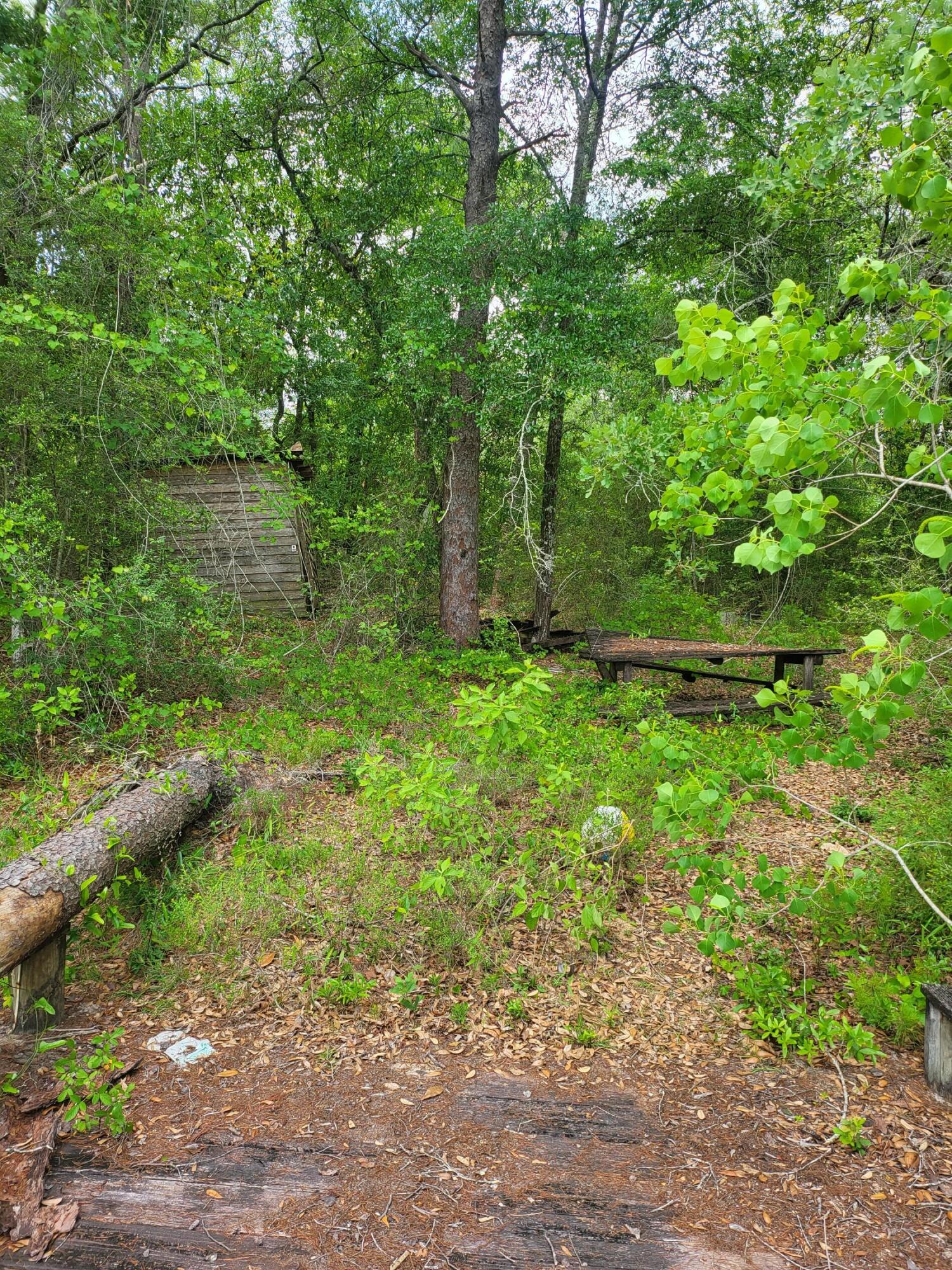 Leisure Lakes S/D - Land