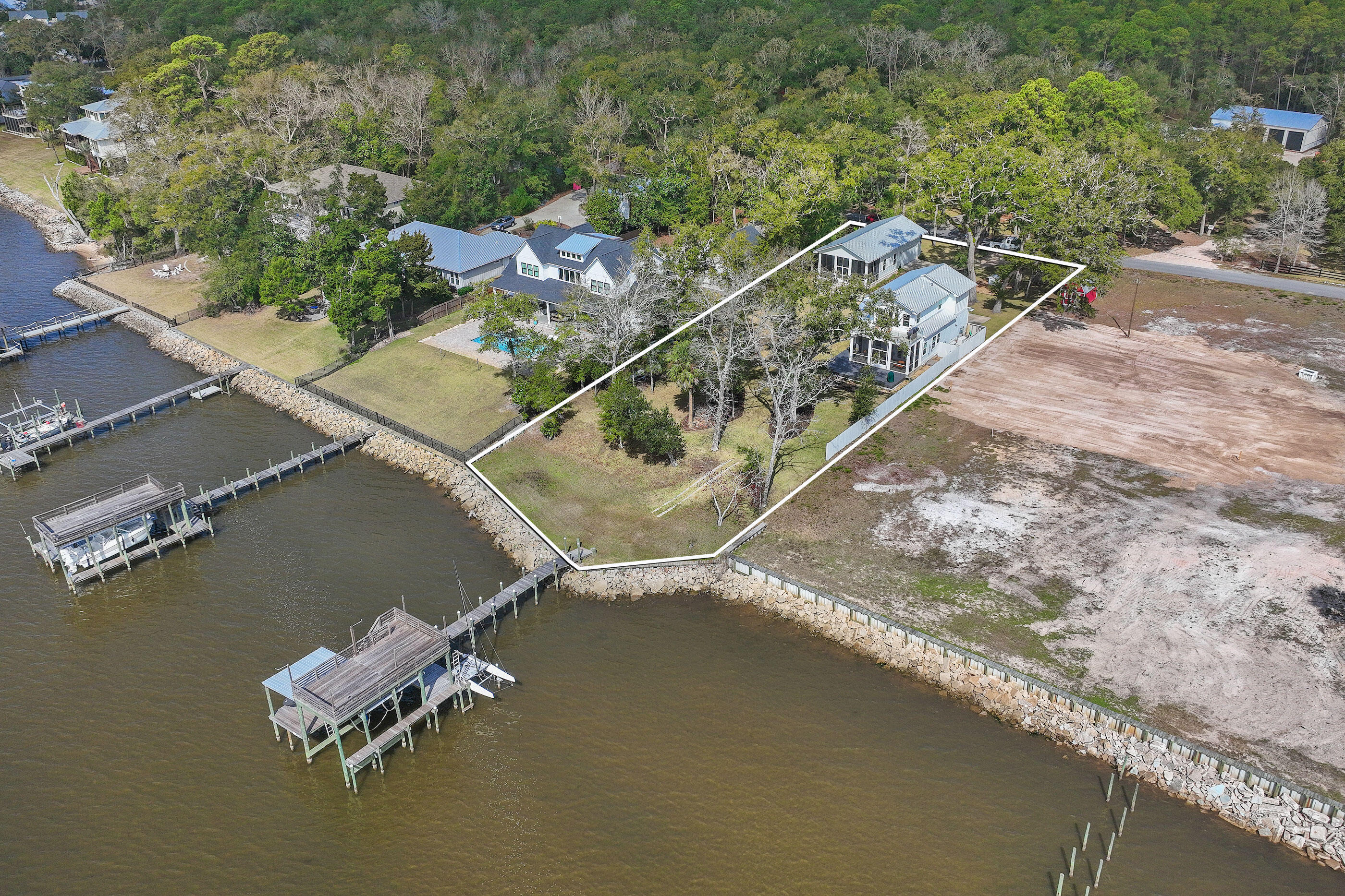 BAYVIEW - Residential