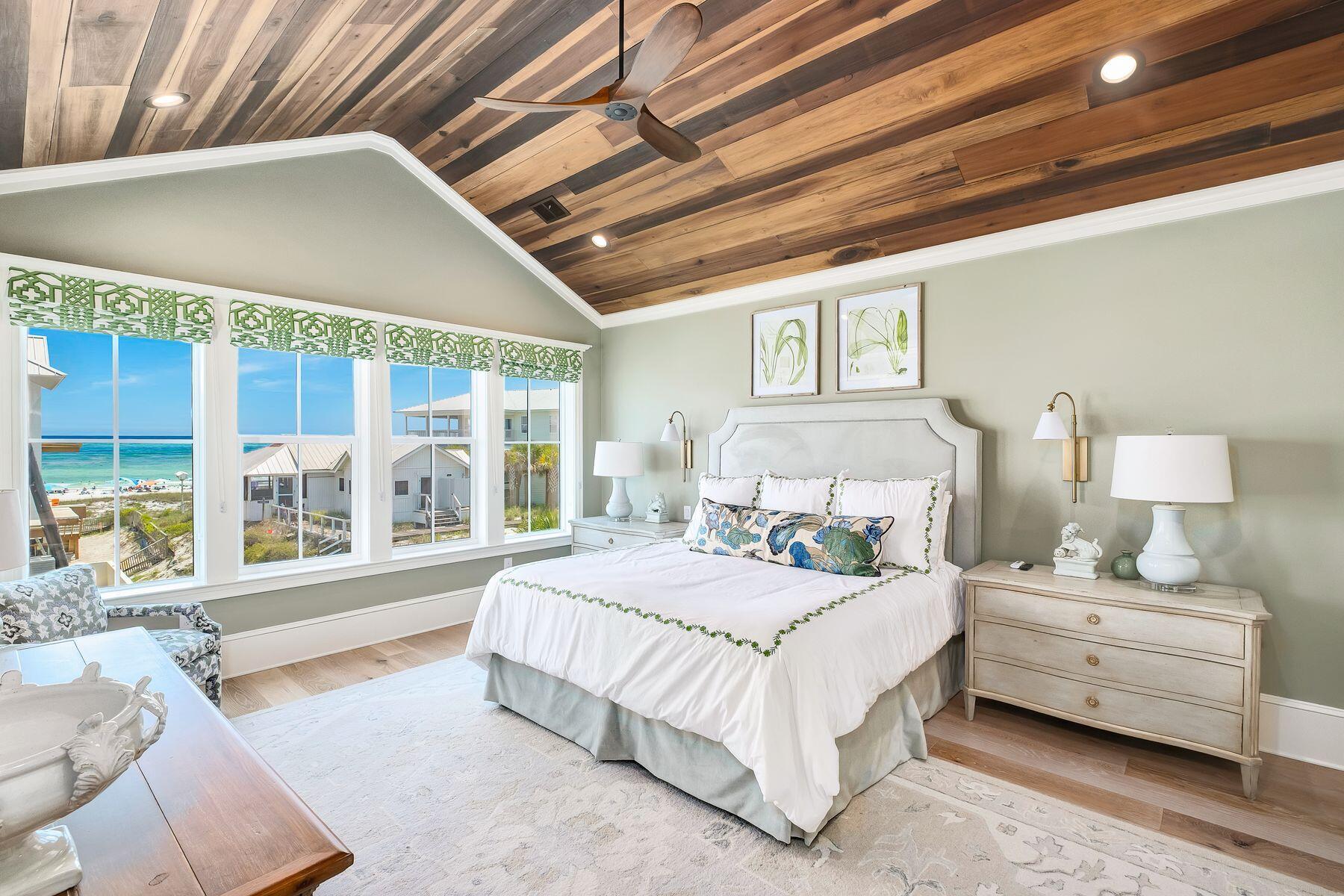 GRAYTON BEACH - Residential