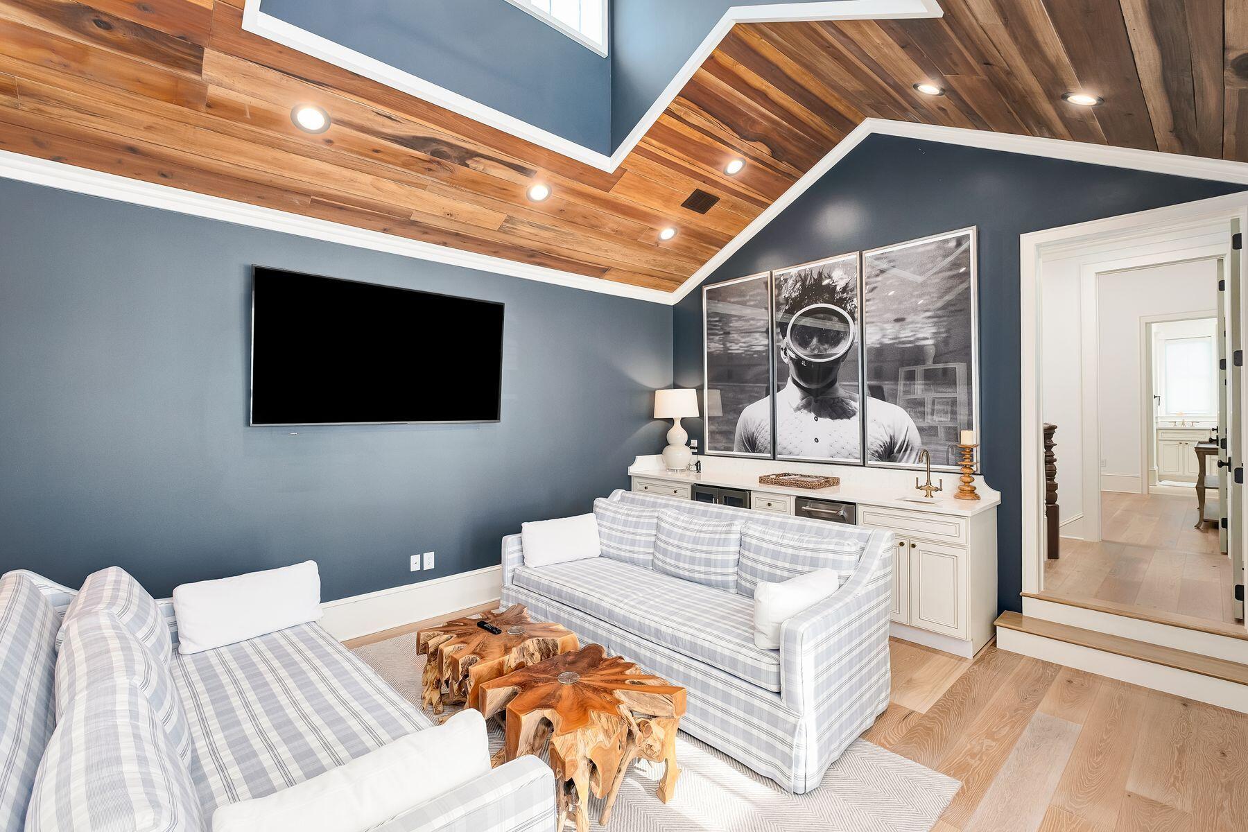GRAYTON BEACH - Residential