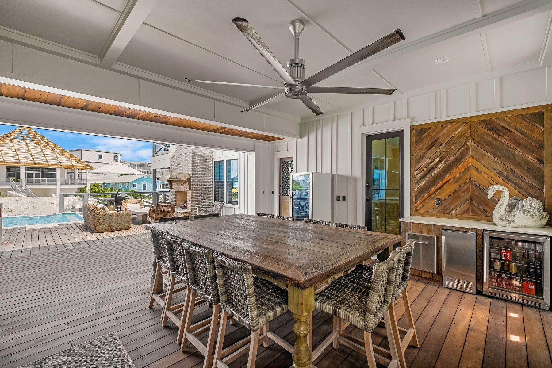 GRAYTON BEACH - Residential