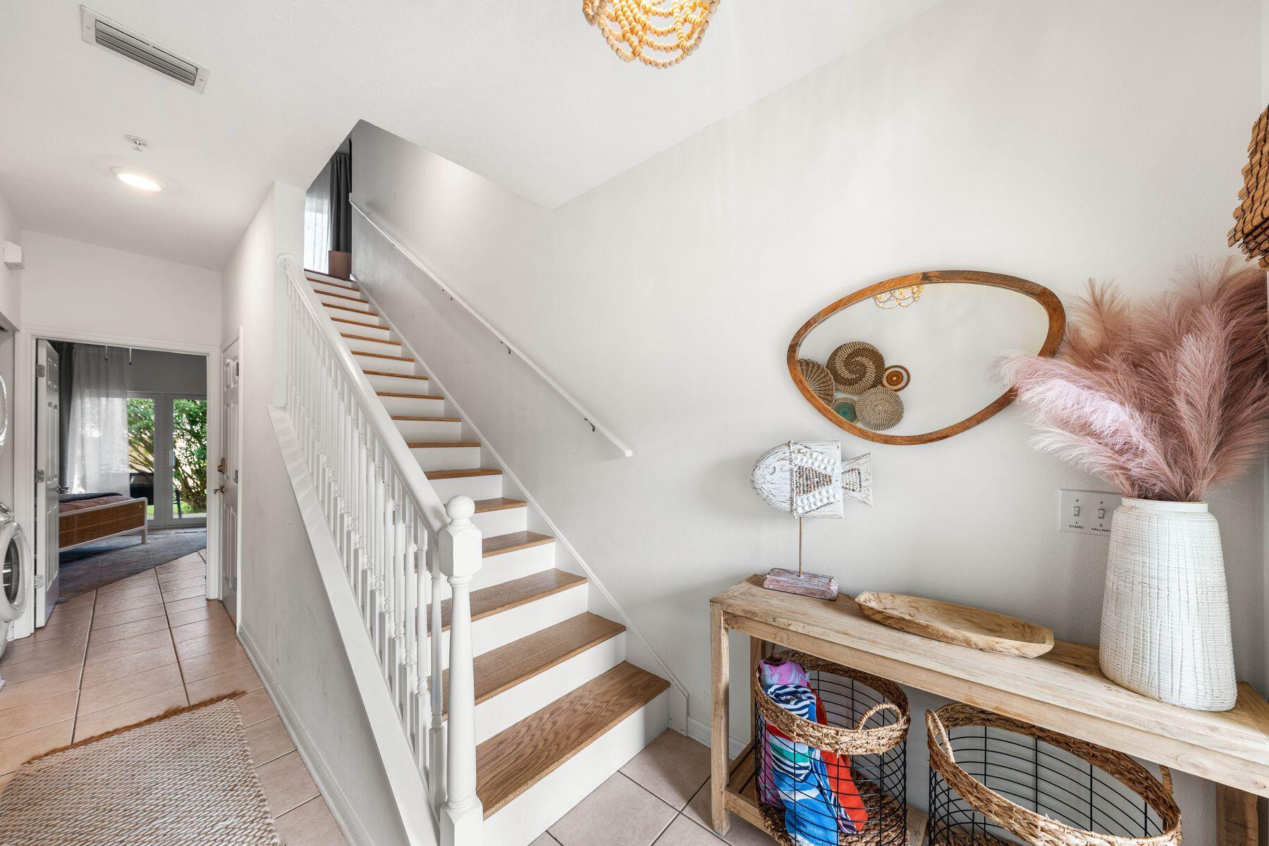 BEACH POINTE T/H - Residential