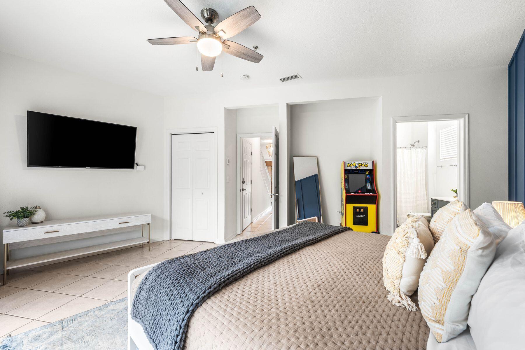BEACH POINTE T/H - Residential